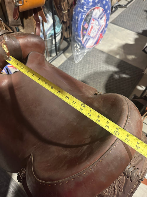 15.5” Circle Y ranch roper
