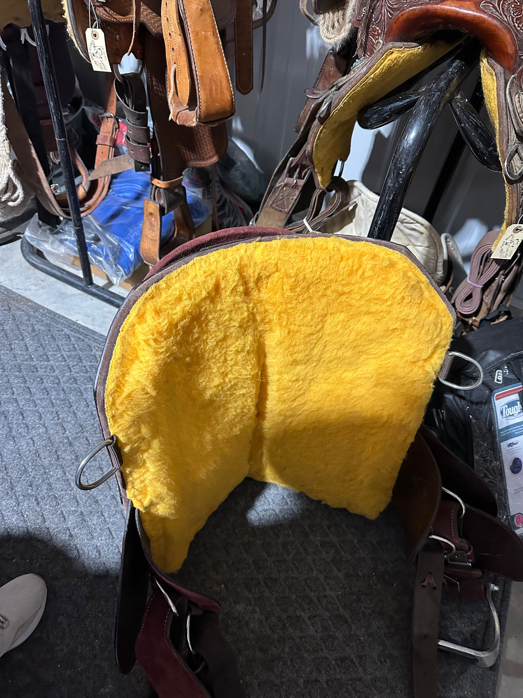 15” Double T treeless barrel saddle