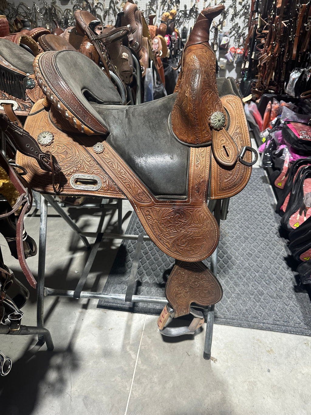 13” Tammy Fisher treeless barrel saddle