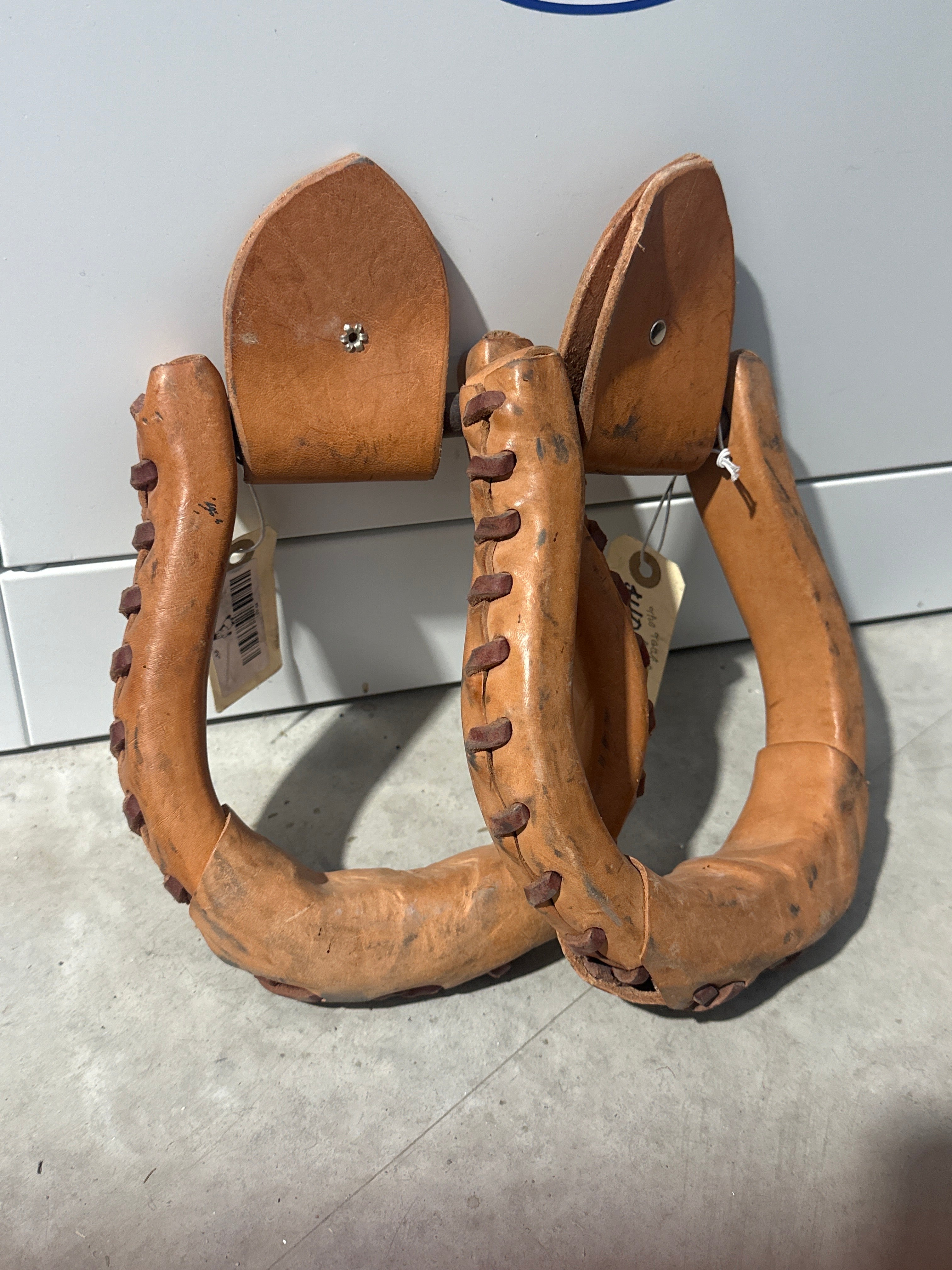 Leather covered oxbows