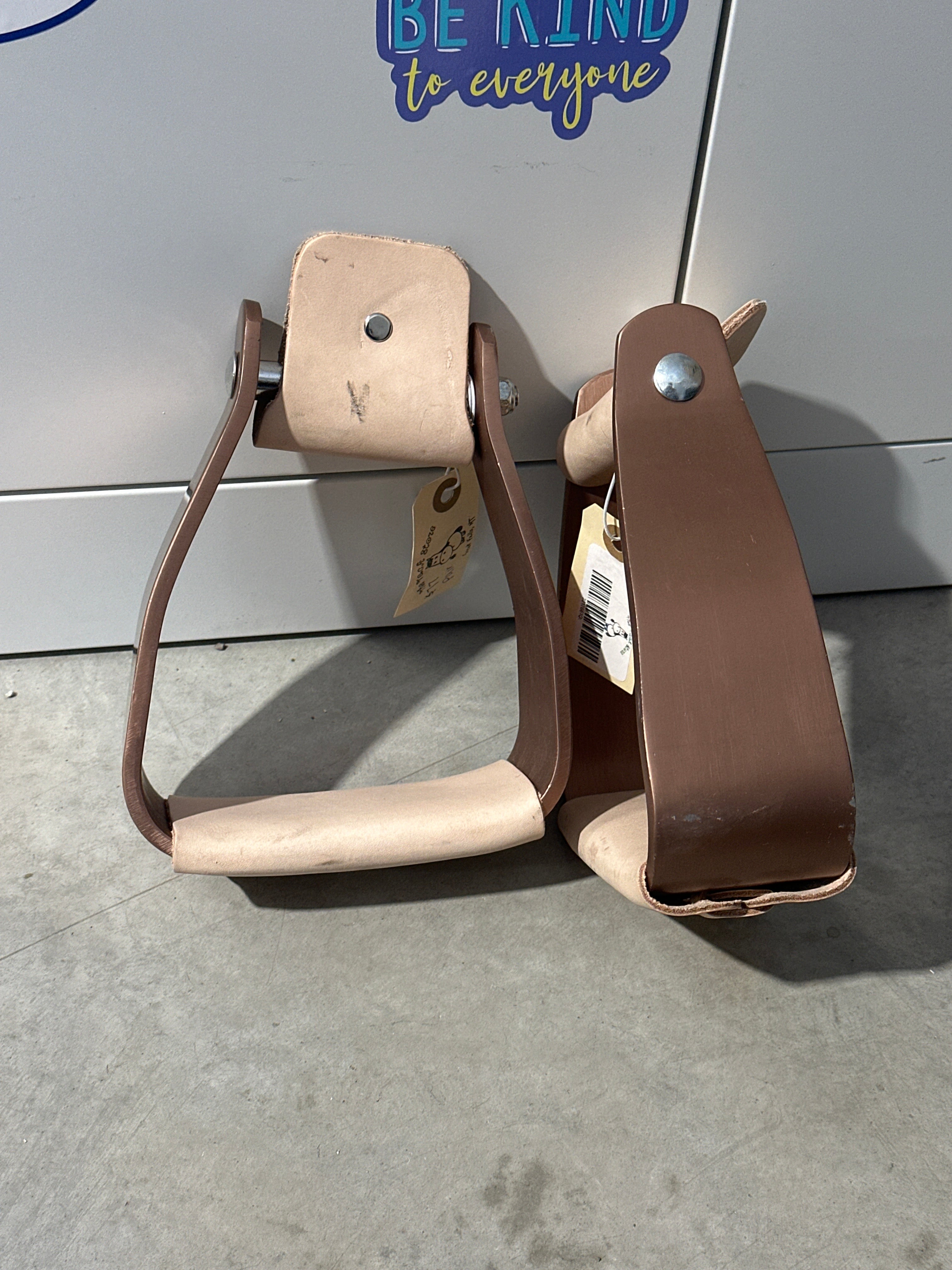 Off set copper covered aluminum stirrups
