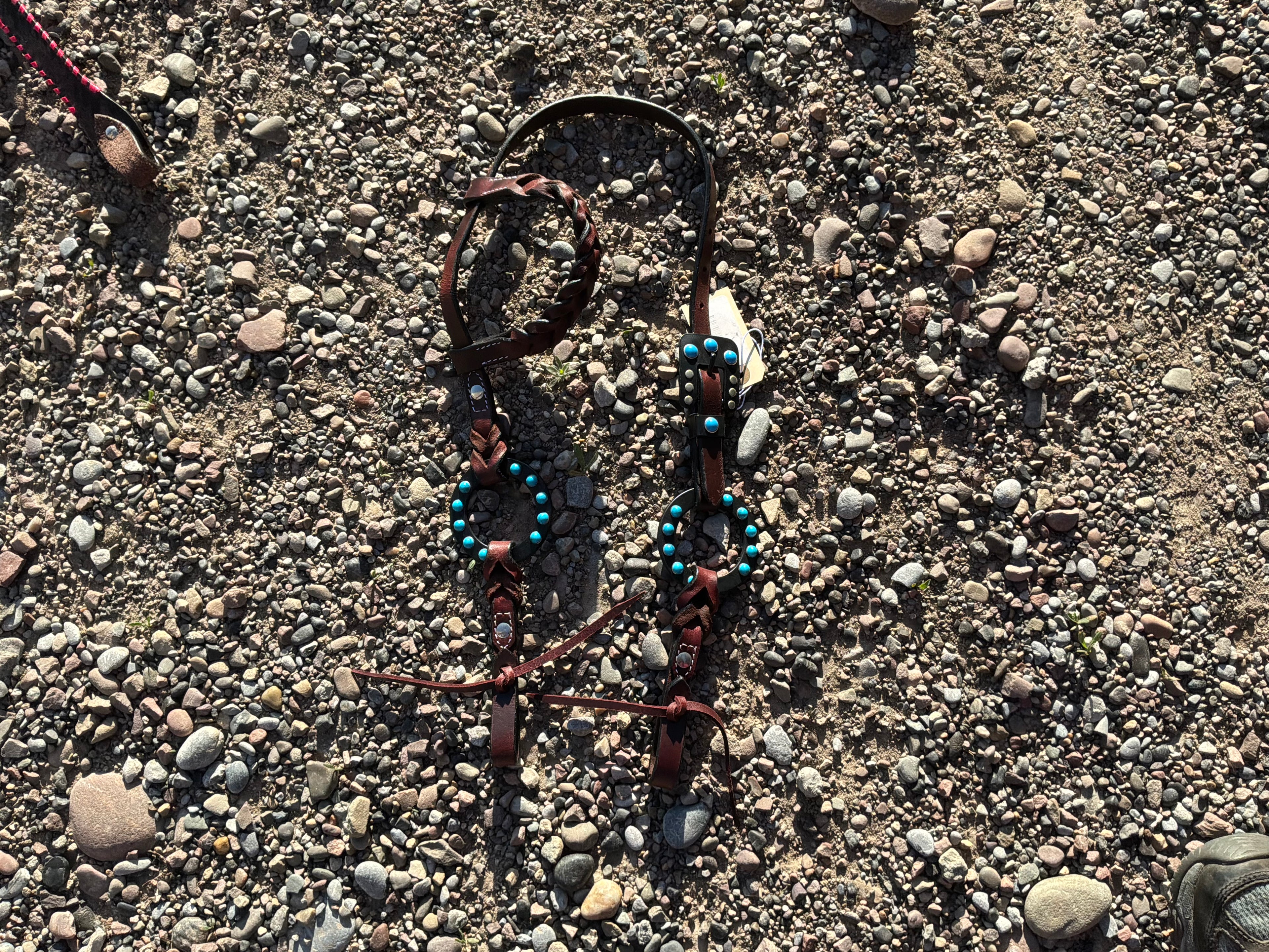 Ring one ear headstall burgundy leather with turquoise accents
