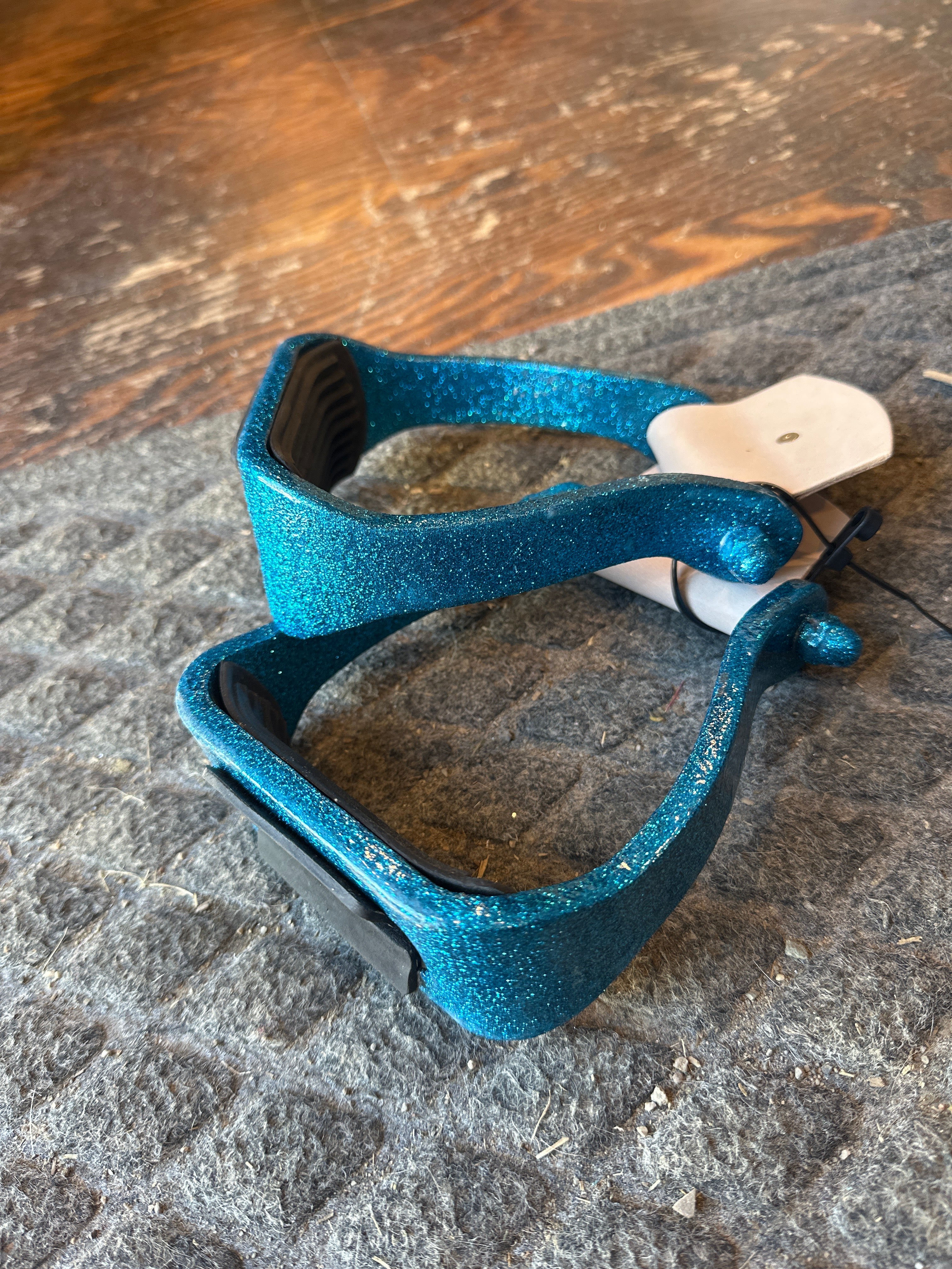 Teal glitter stirrups