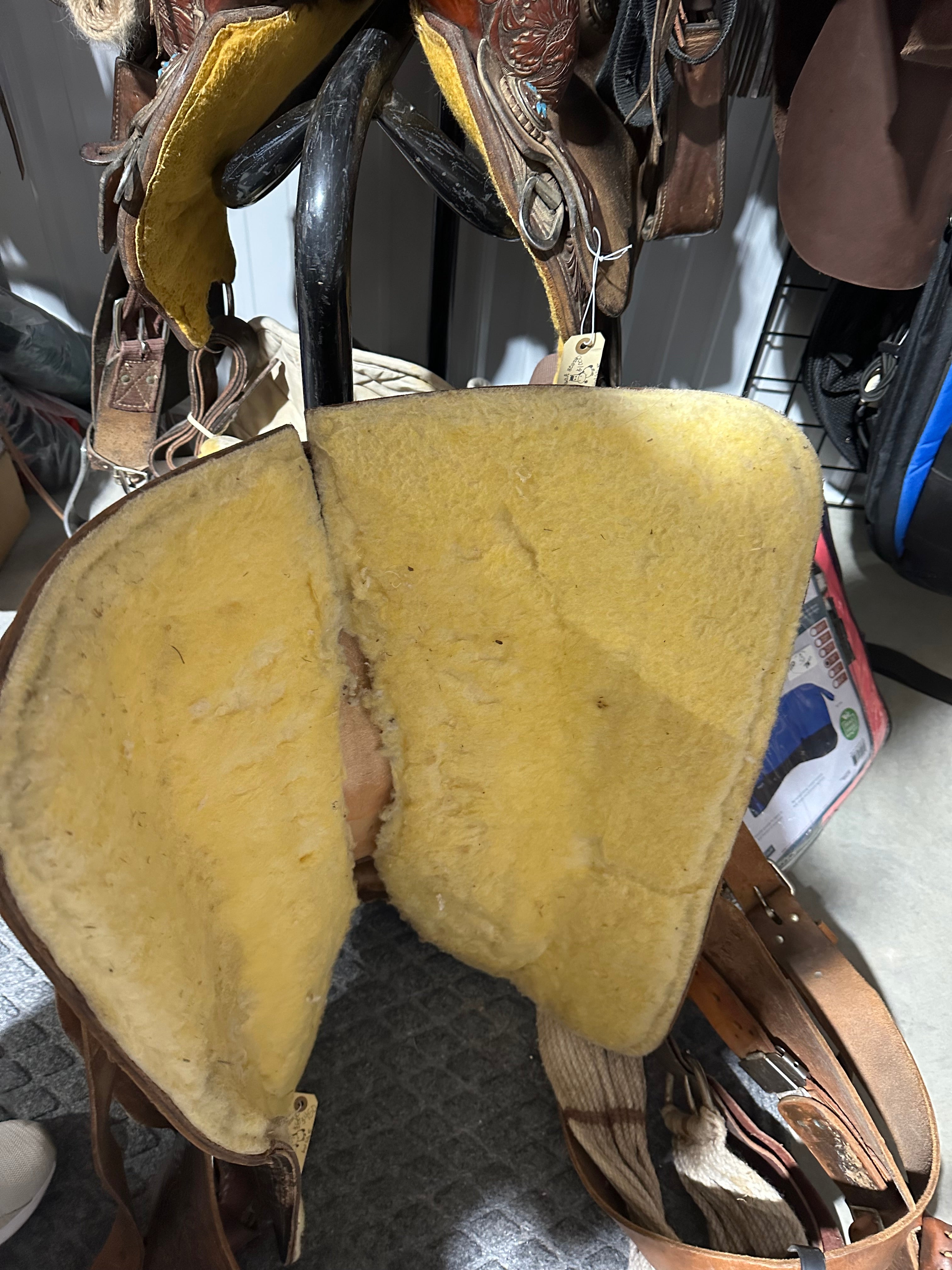 17” Ozark Saddle King pleasure saddle