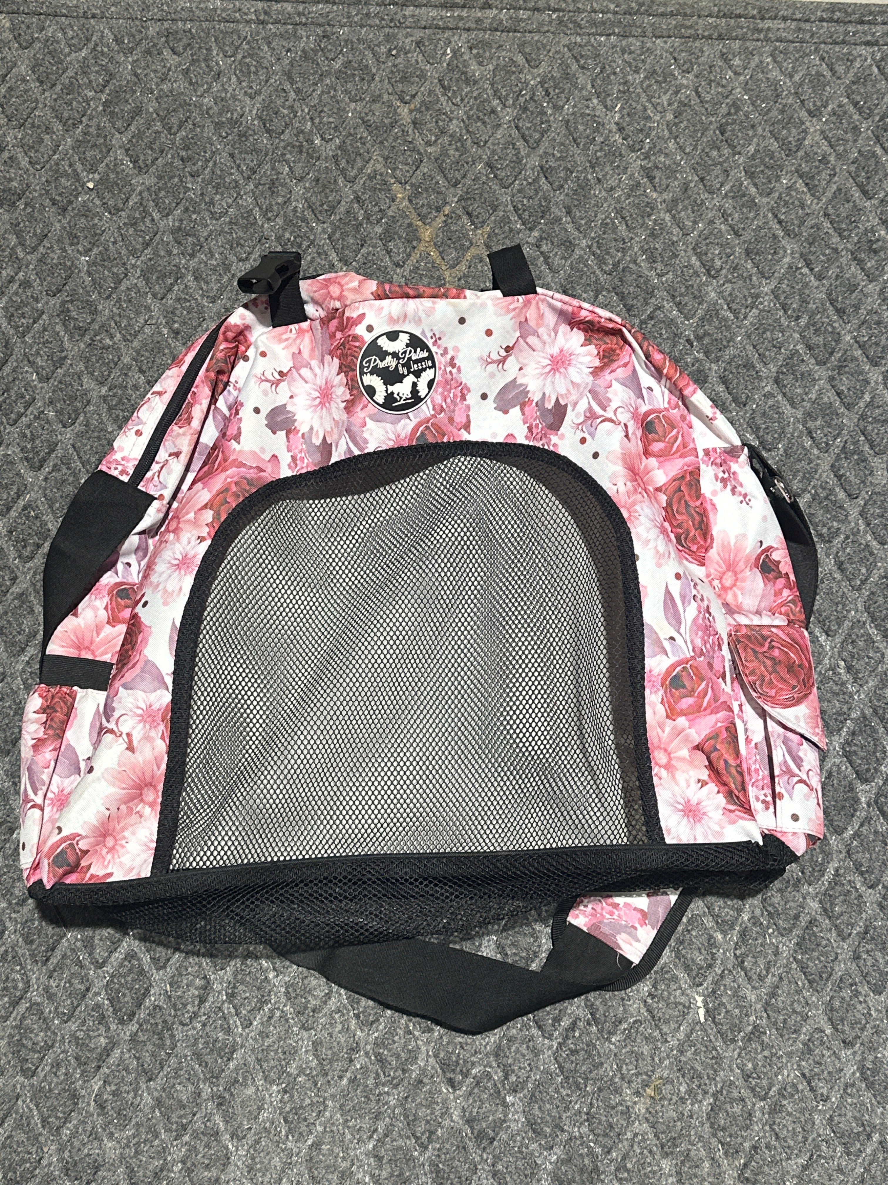 Pretty polos by Jessie flower carry all bag