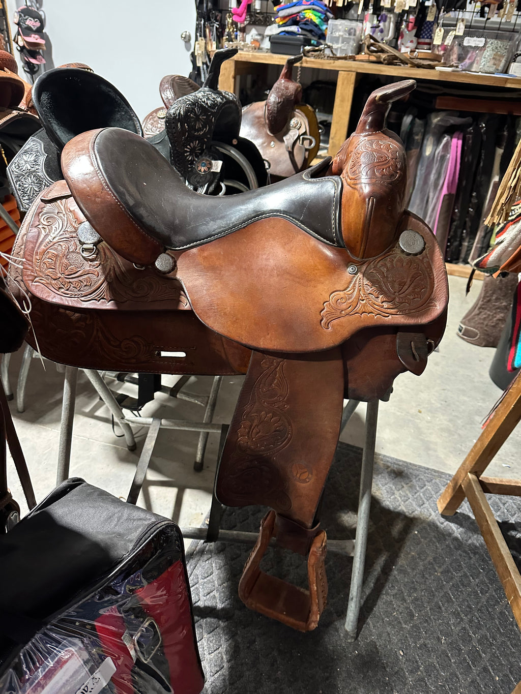 15” Circle Y pleasure saddle