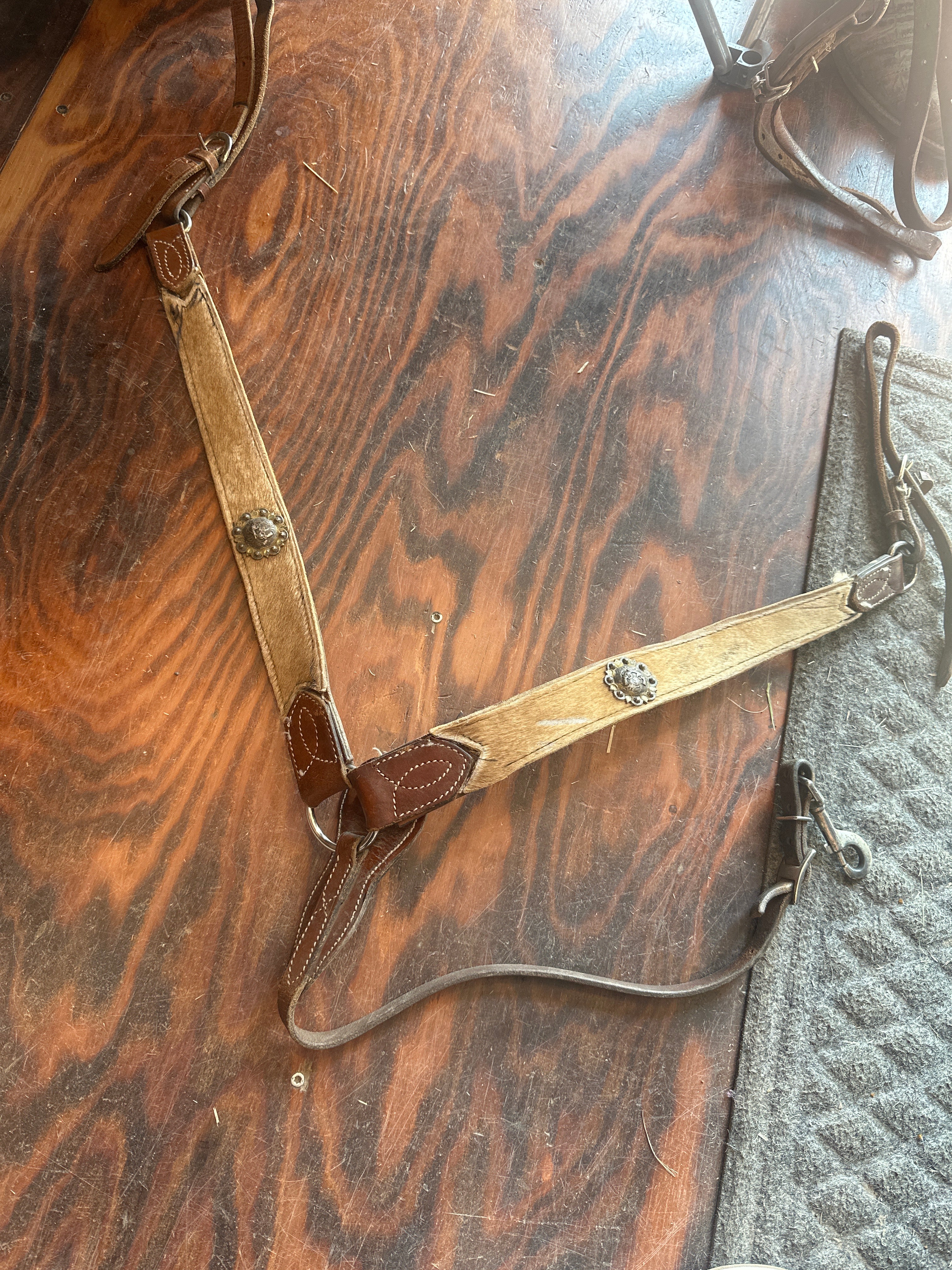 Used breast collar with cowhide