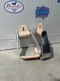 Angled aluminum roper stirrups