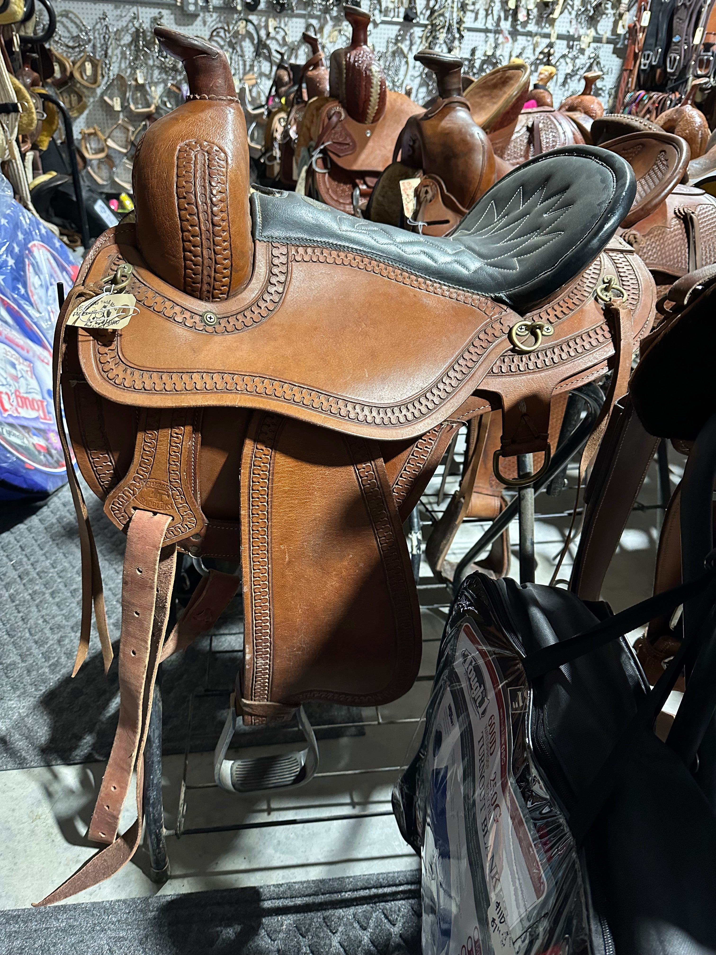 15.5” Double T pleasure saddle