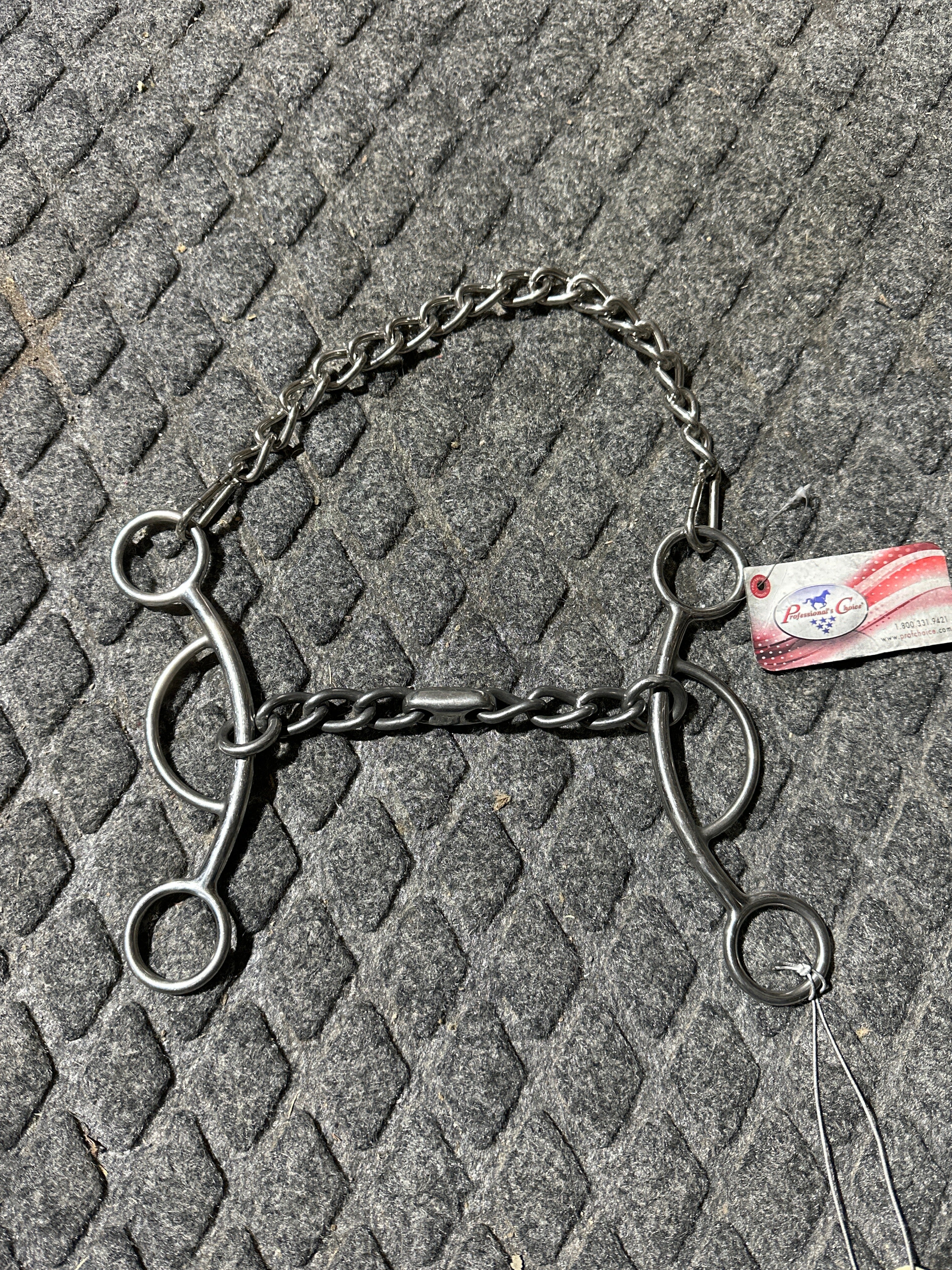 Professionals Choice futurity gag bit with chain mouth medium shank