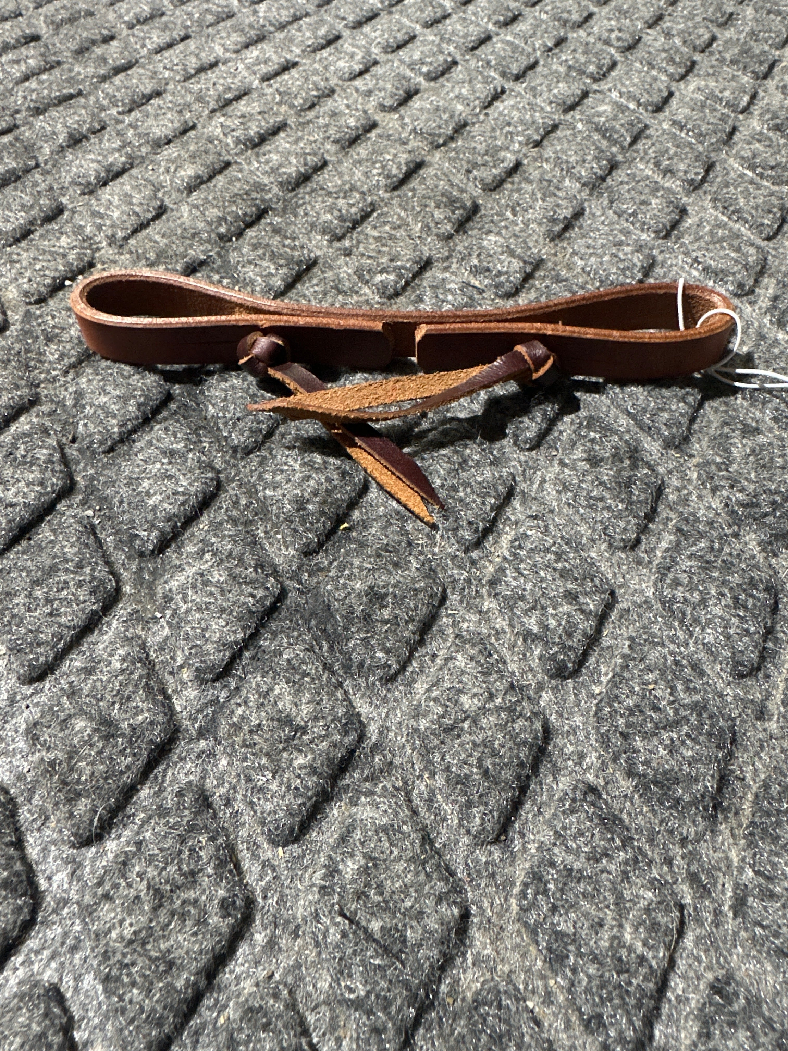 Medium oil leather chin strap with pineapple knots