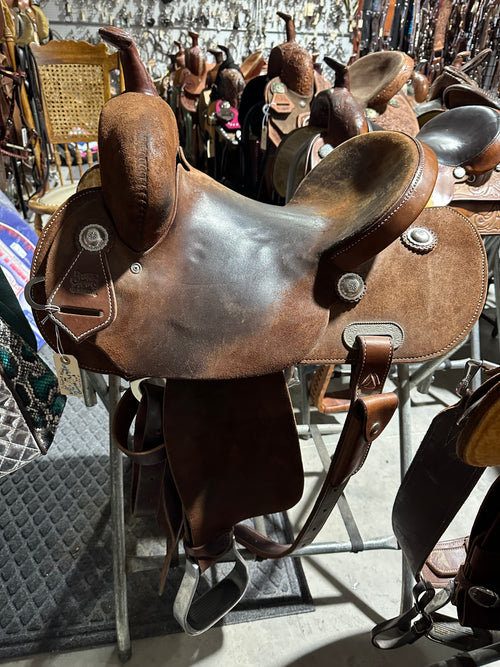13.5” Burns barrel saddle #10 tree MD