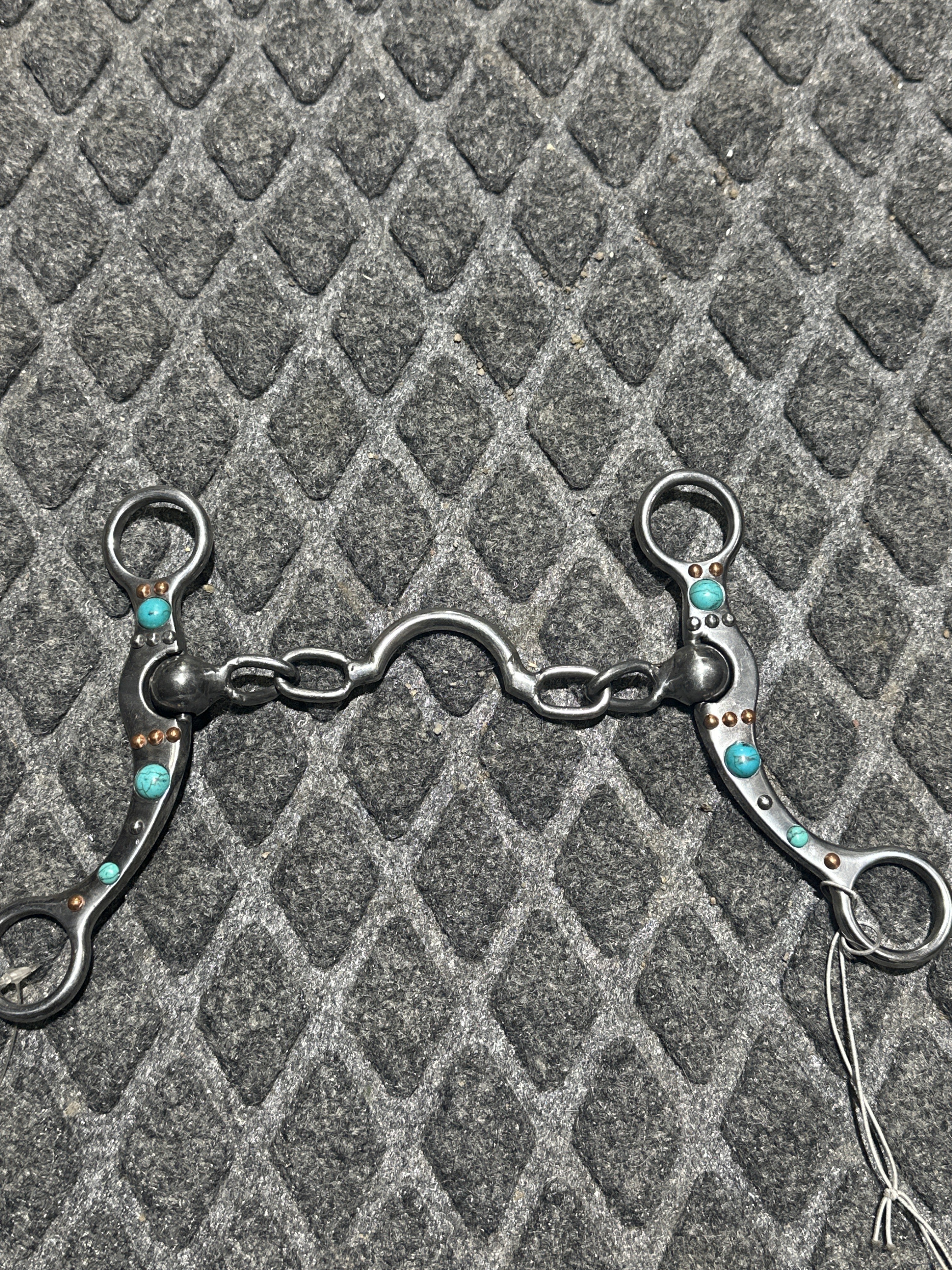 Professionals Choice dot shank low port chain bit