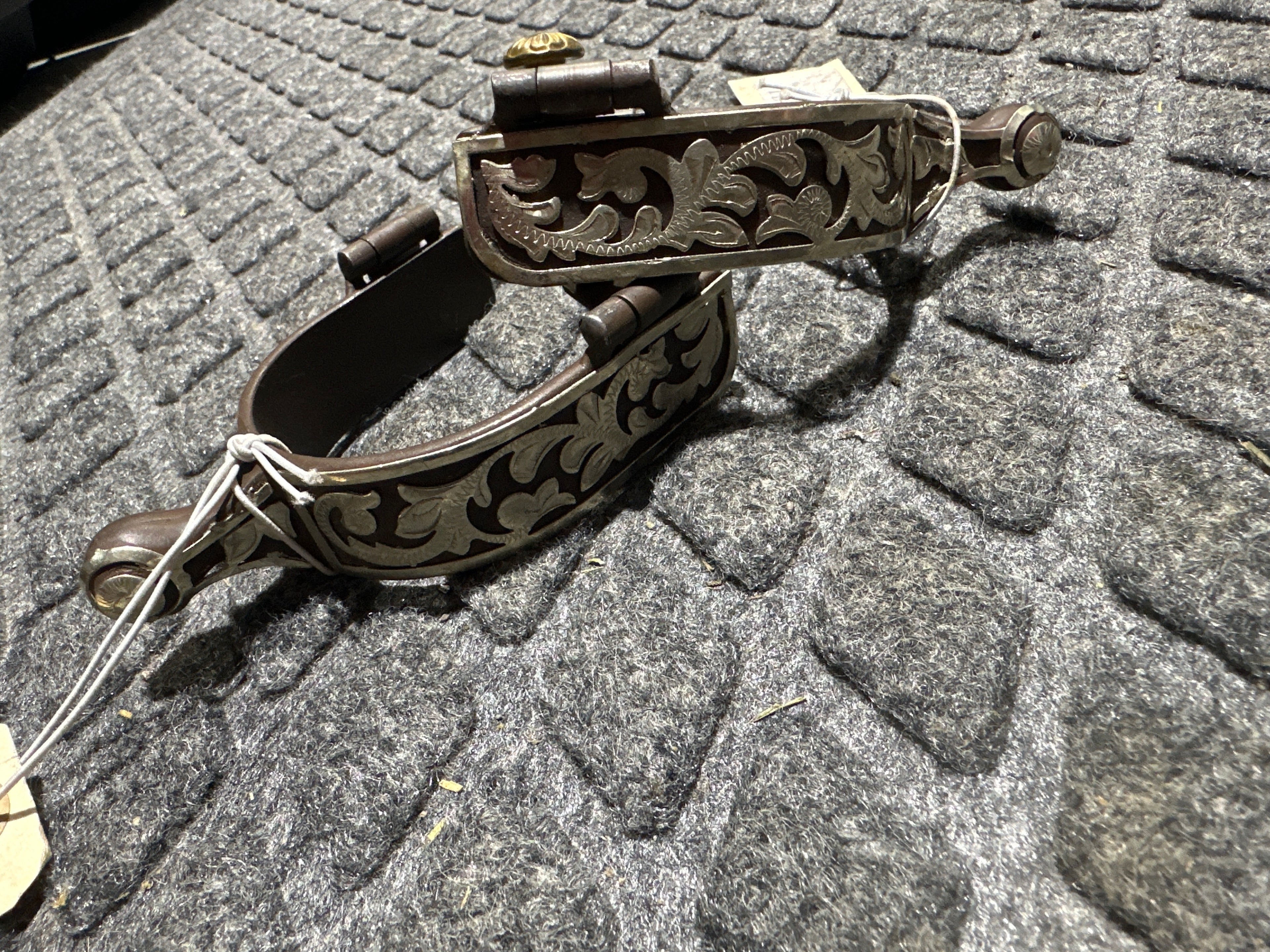 Floral overlay bumper spurs