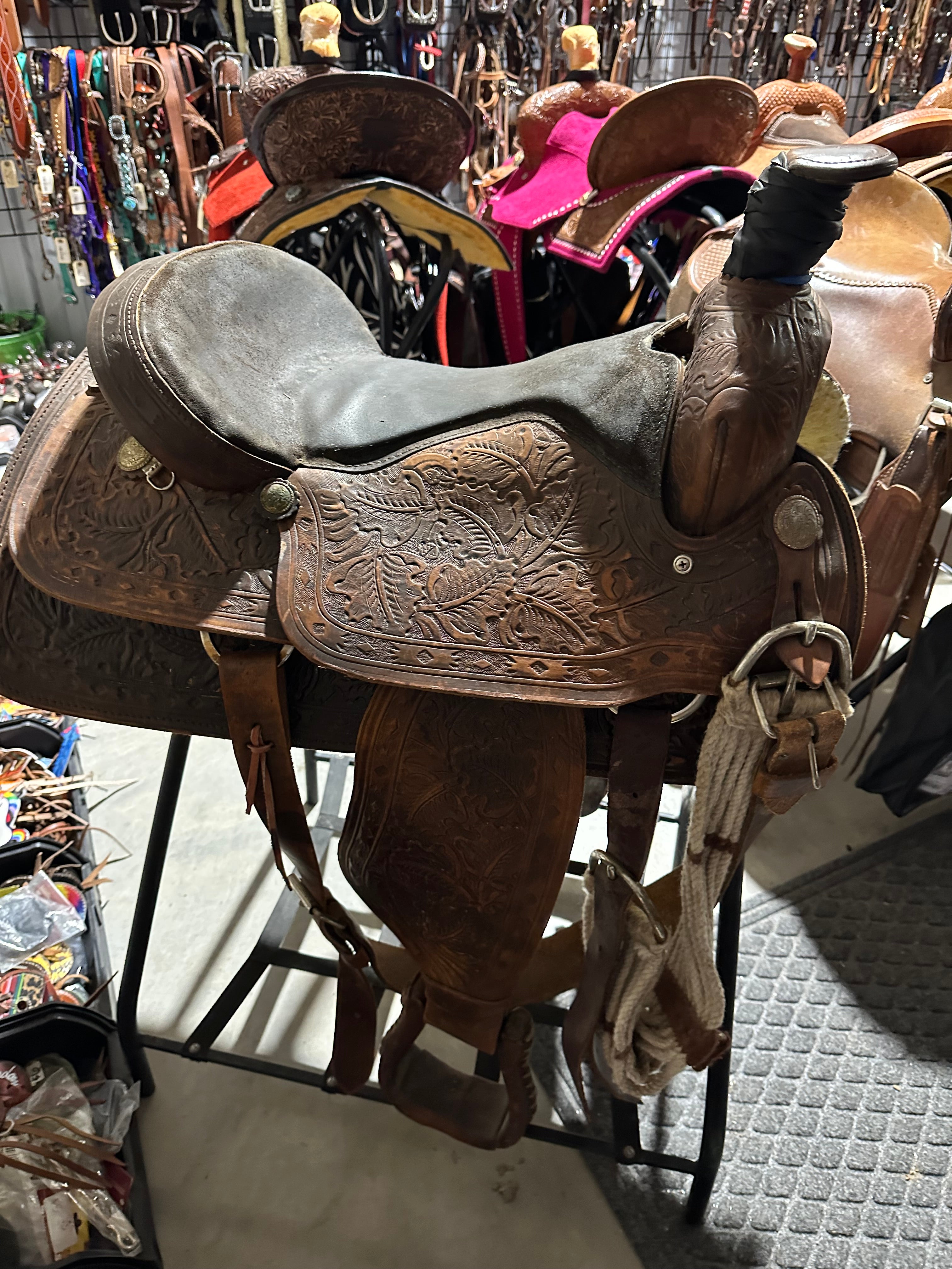 17” Ozark Saddle King pleasure saddle