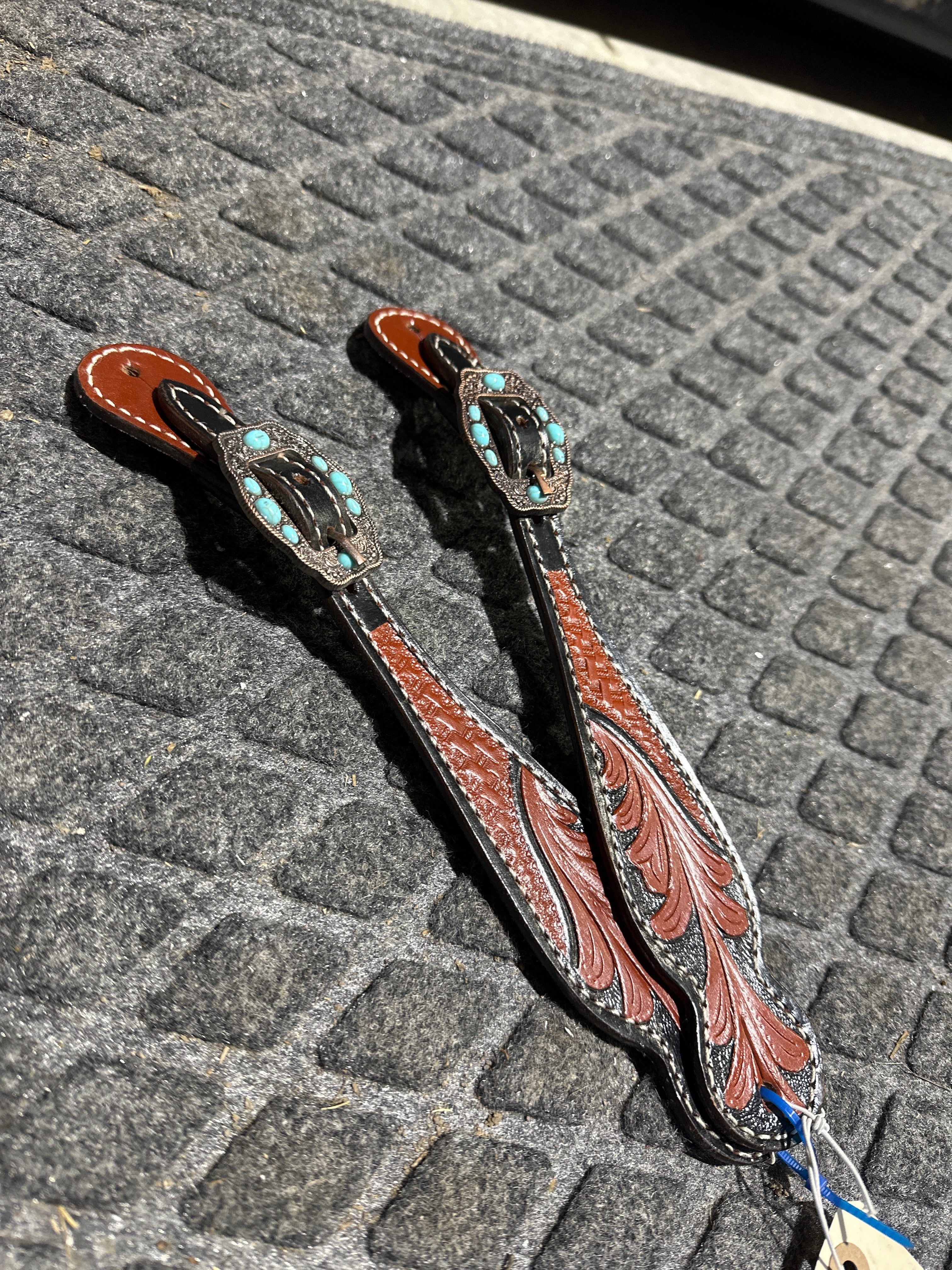 Spur straps with turquoise stone buckles