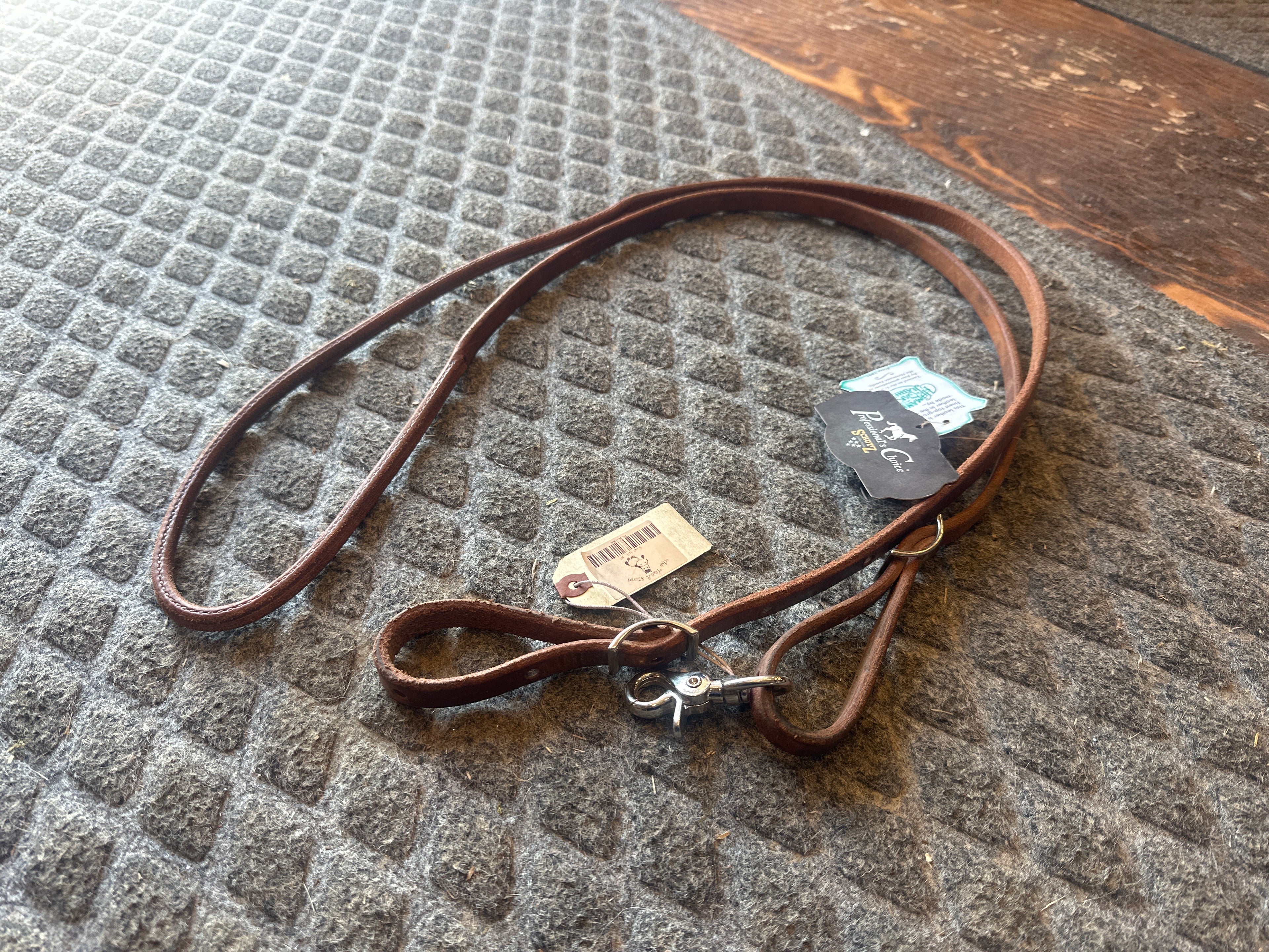 Professionals Choice harness leather round center roping rein 5/8” x 7’6”