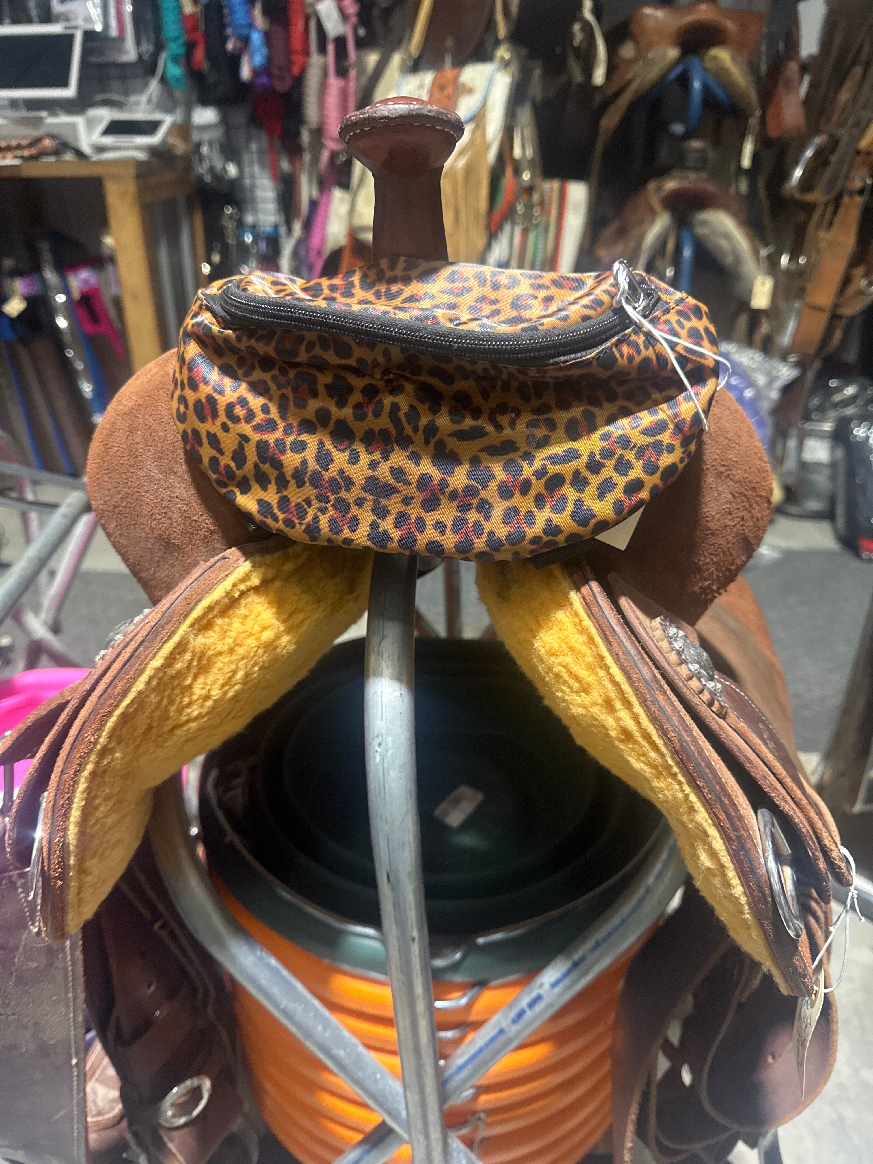Saddle sacks