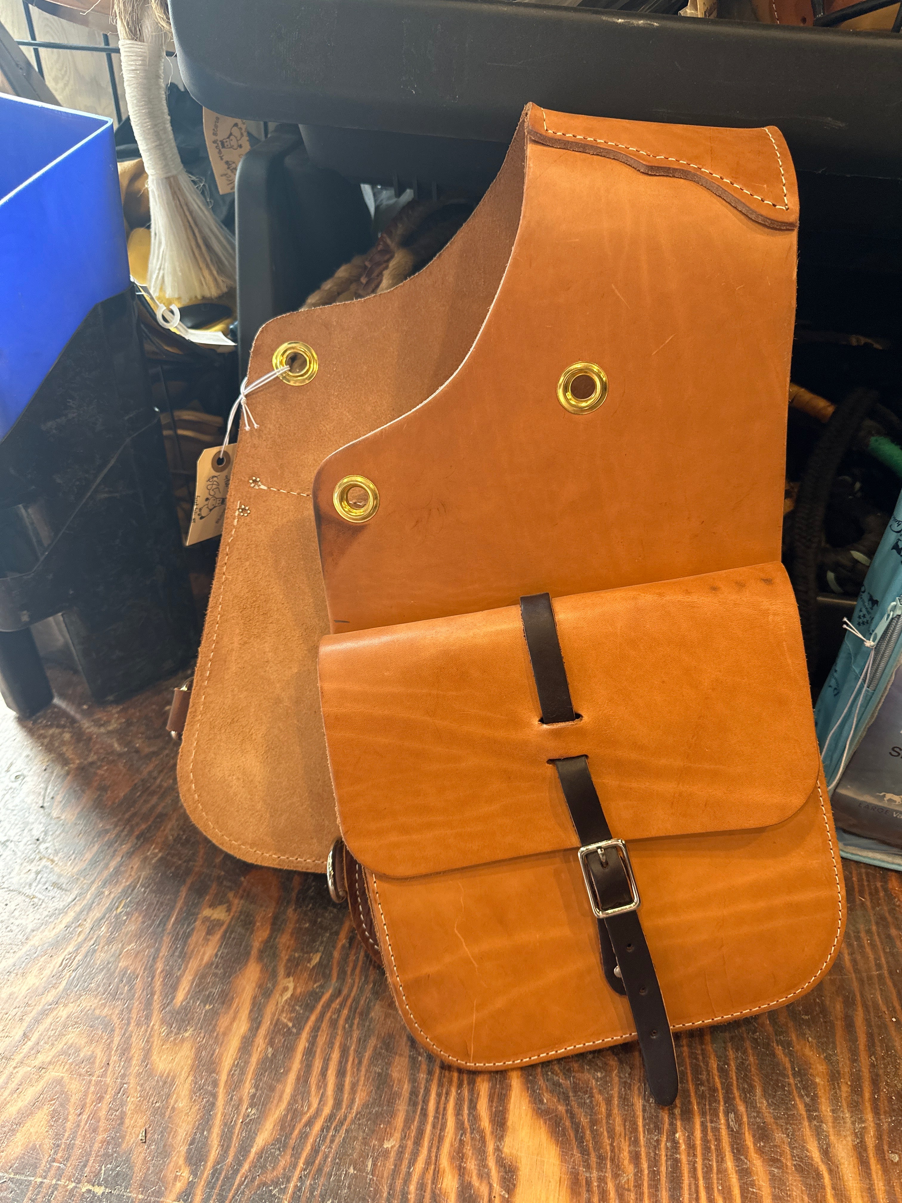 Richland leather saddle bag