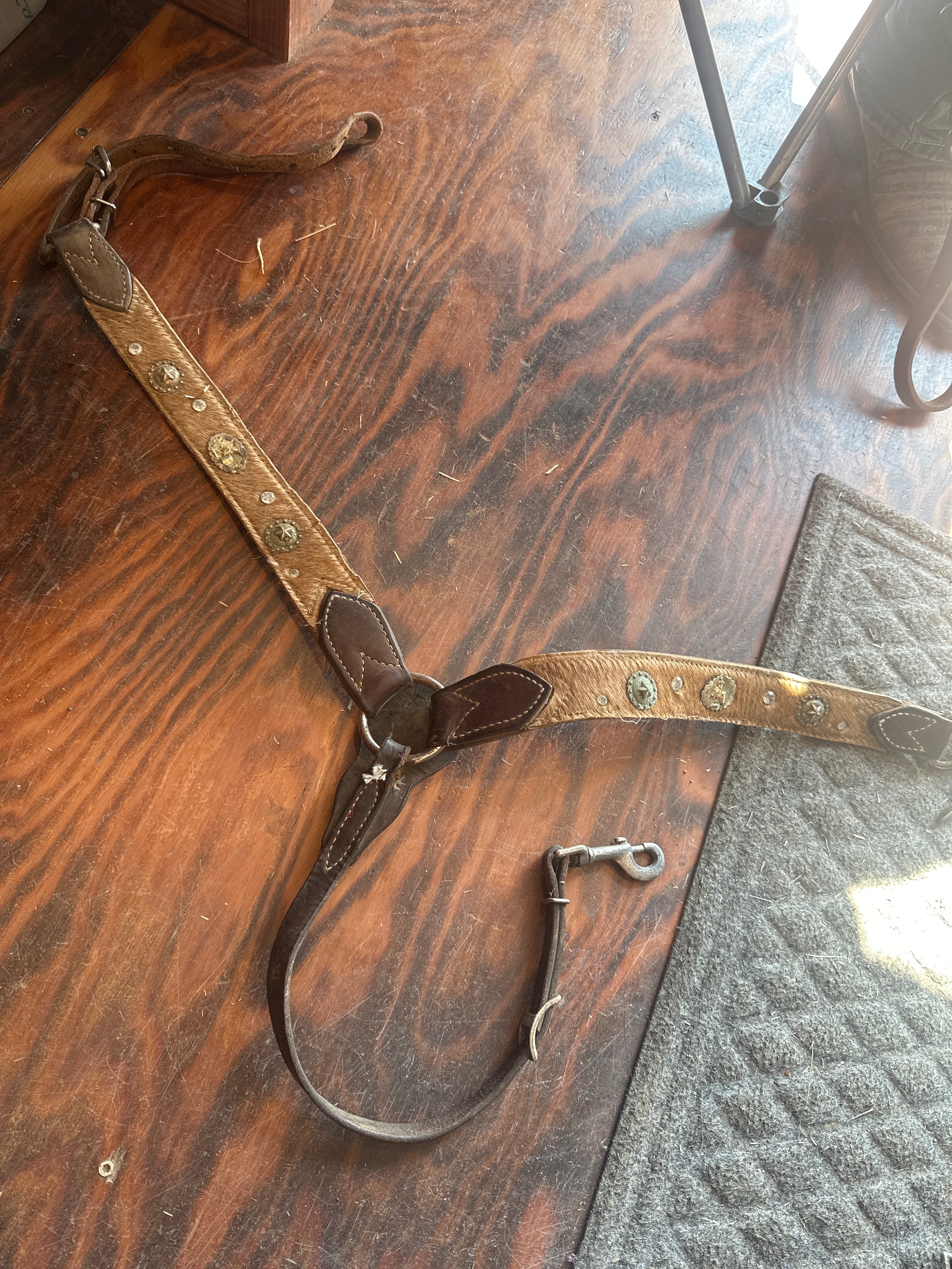 Used breast collar with cowhide