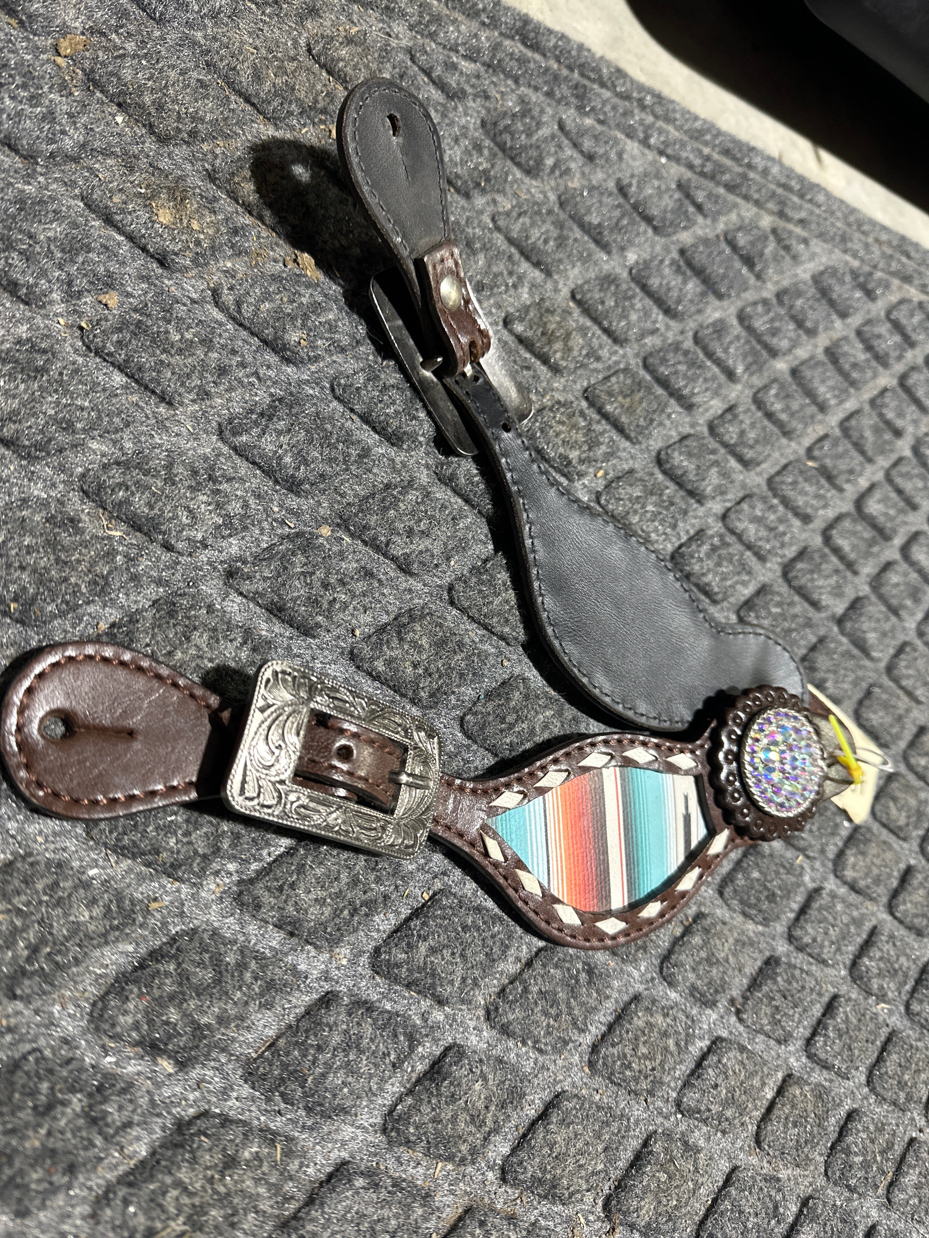 Serape spur straps