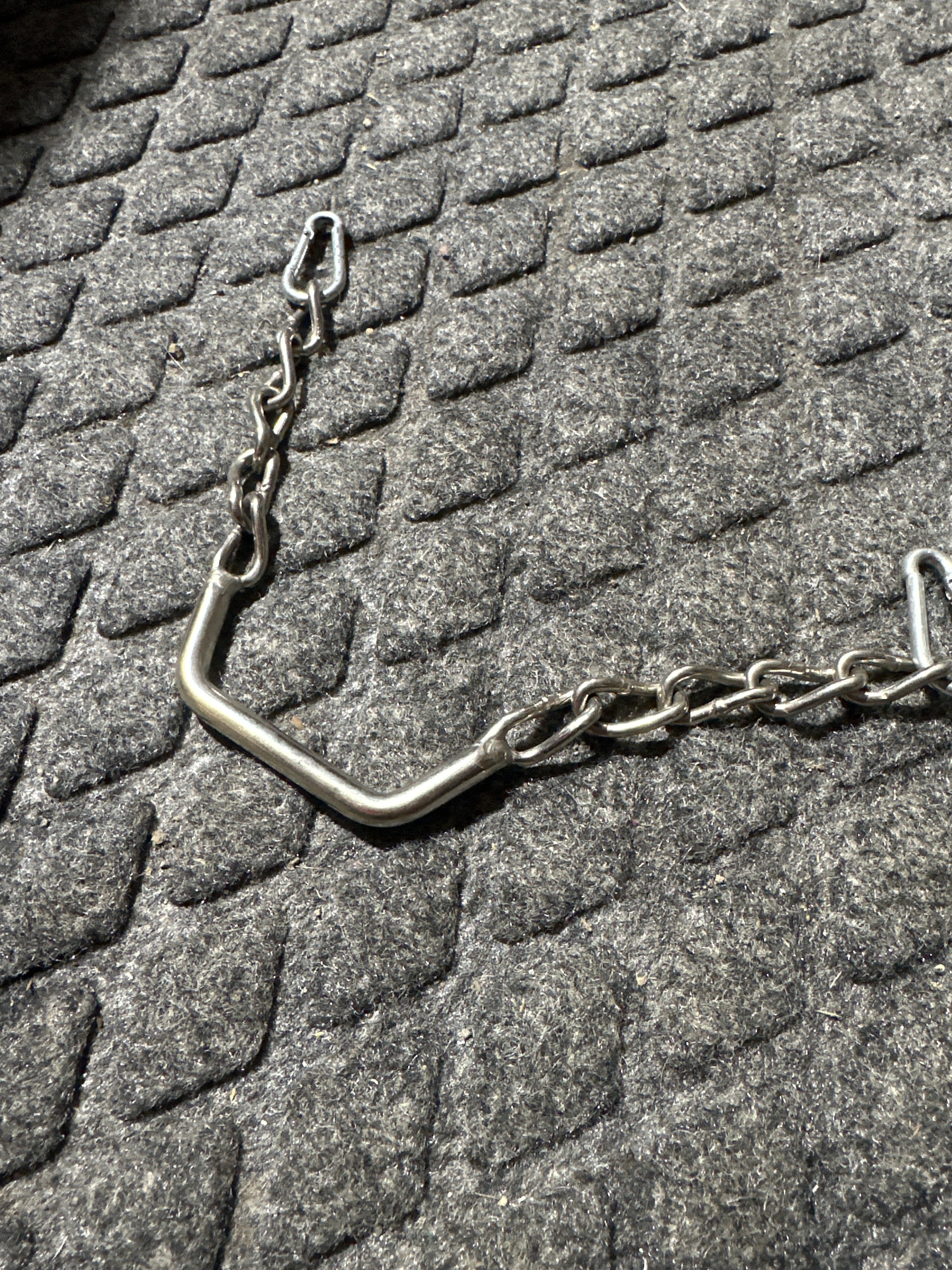 Power curb chain