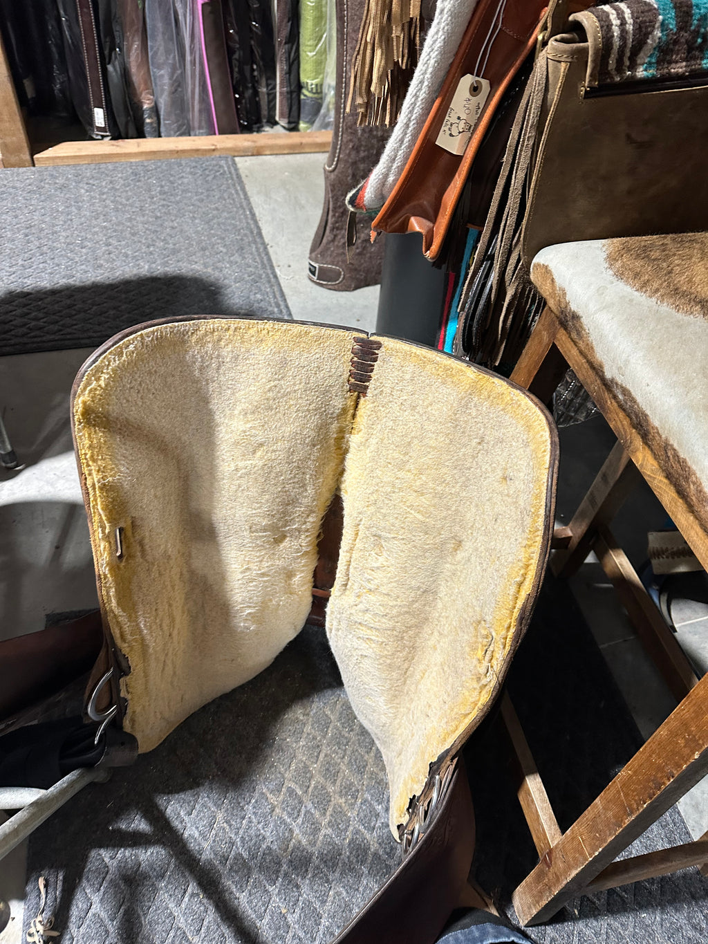 15” Circle Y pleasure saddle