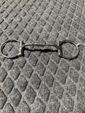 Mullen d ring with roller