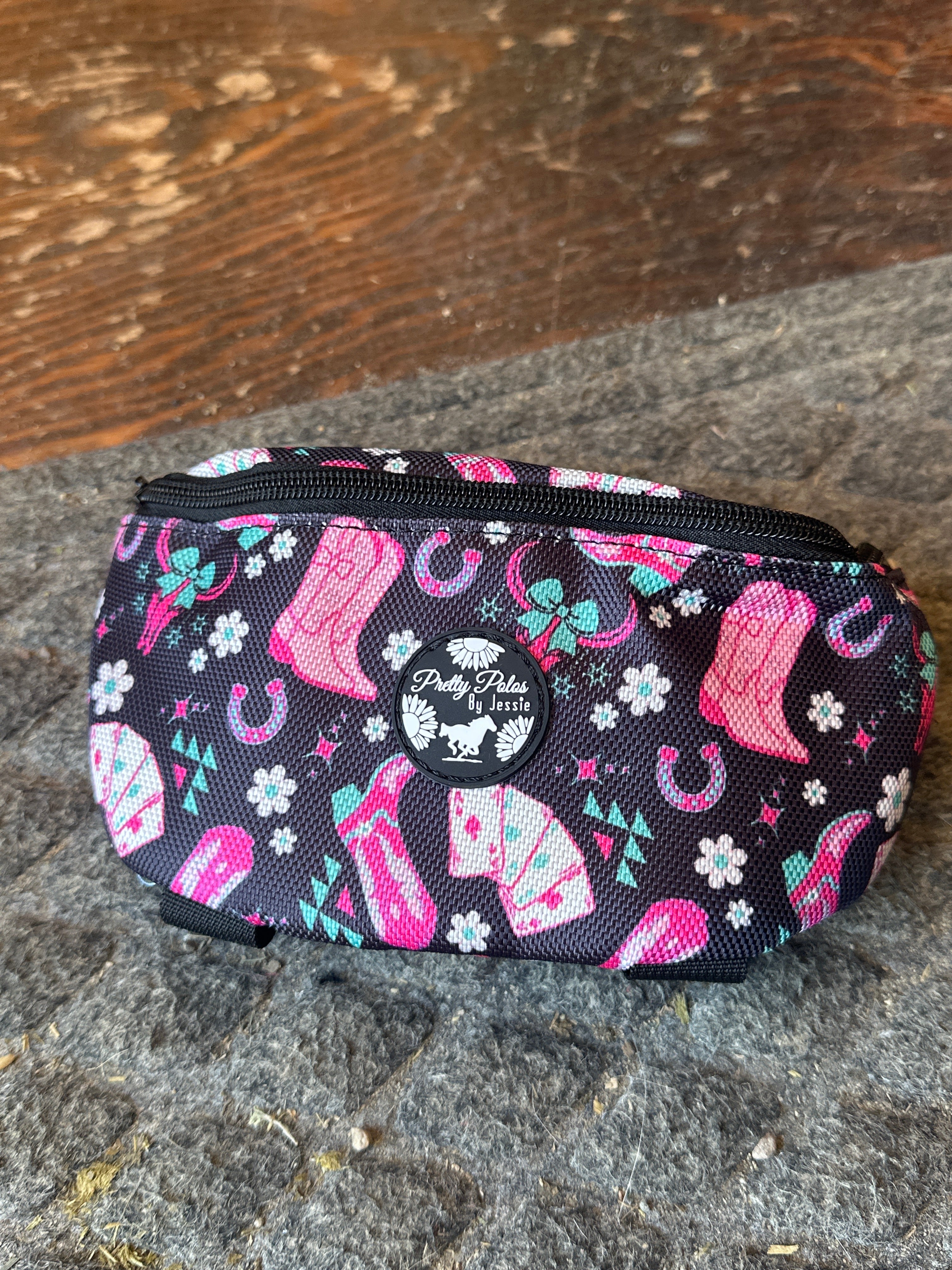 Pretty polos by Jessie, let’s get western Saddle sack ￼