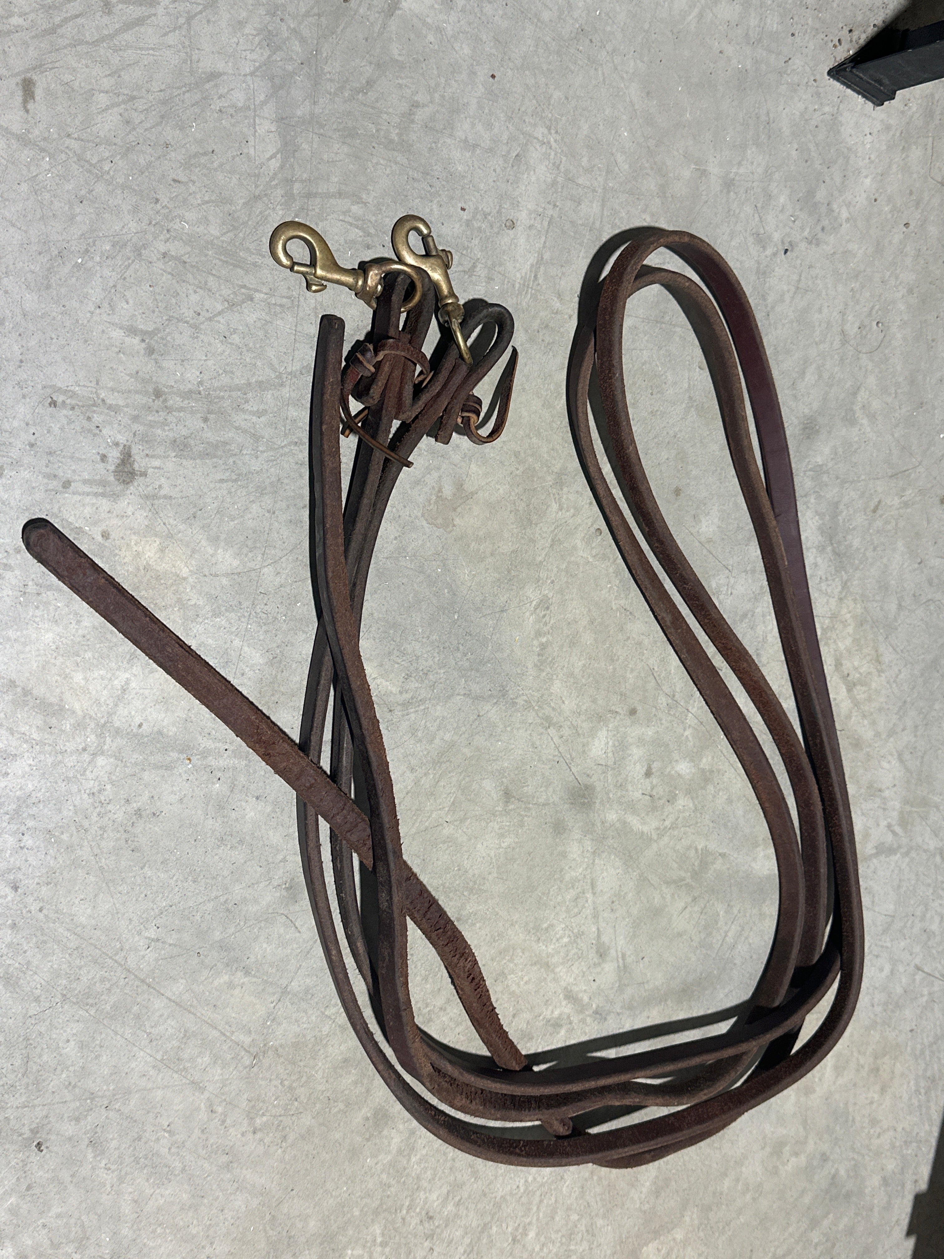 Heavy leather split reins 5/8” x 8’