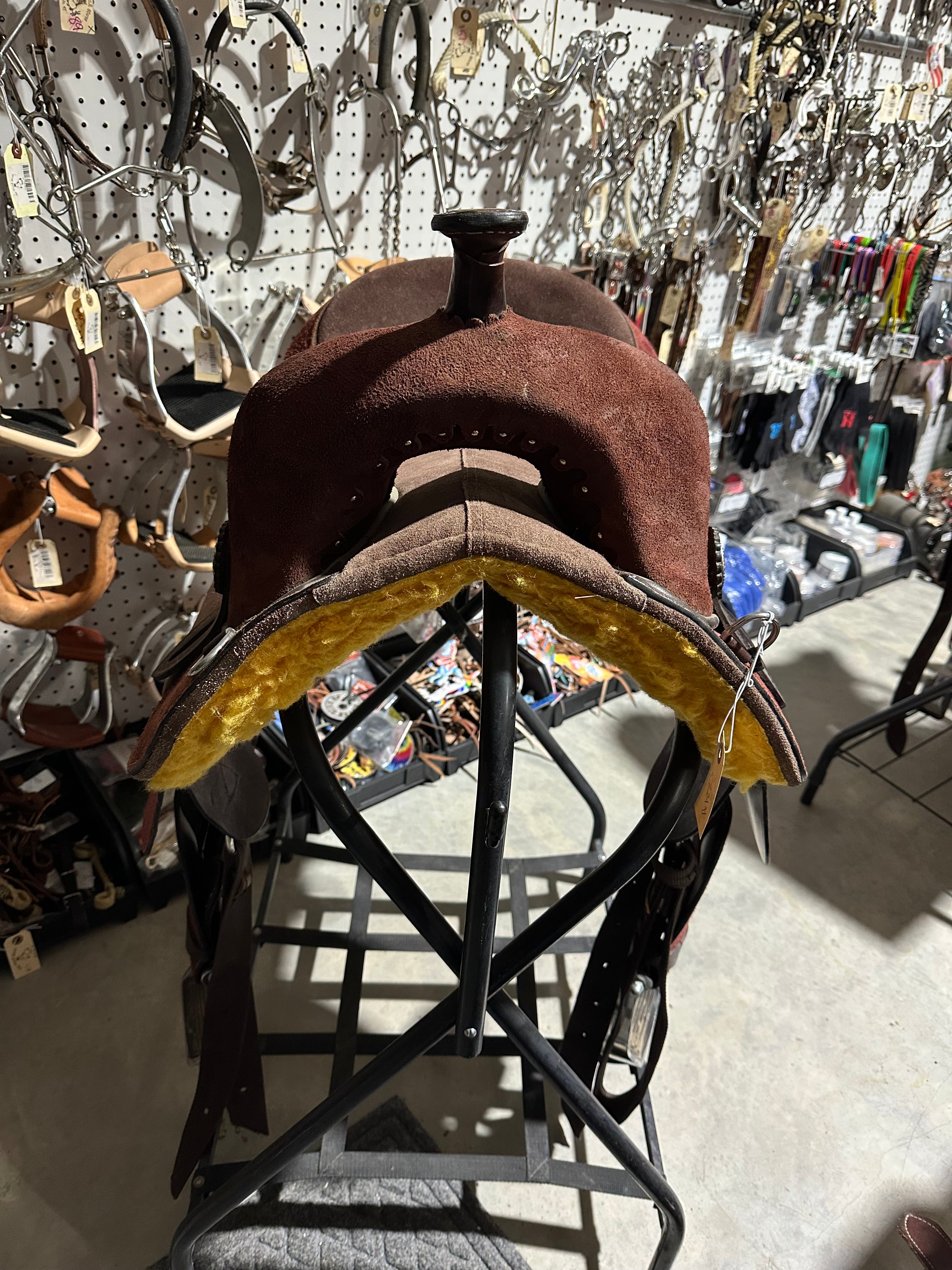 15” Double T treeless barrel saddle
