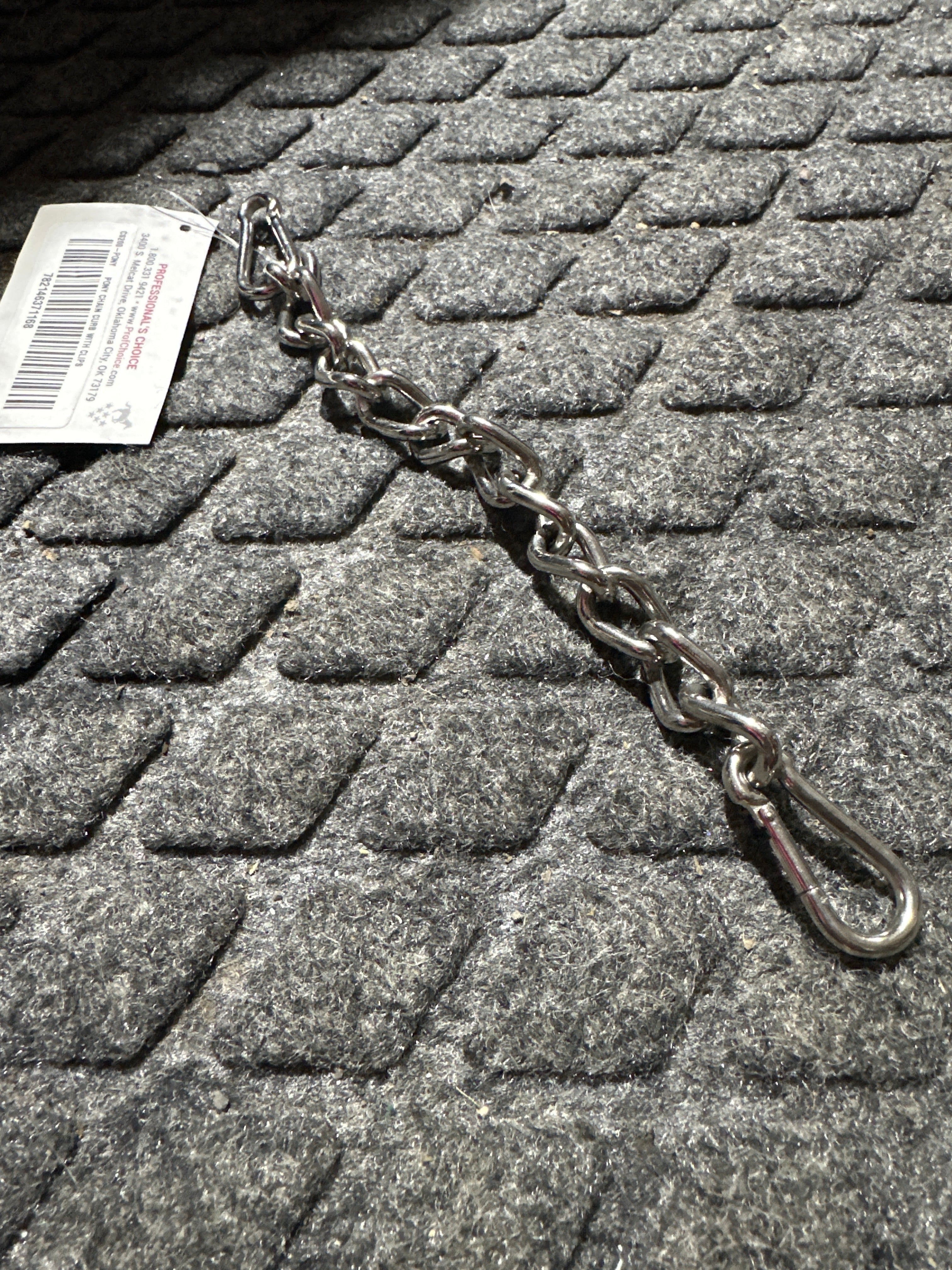 Professionals Choice pony chain curb with clips