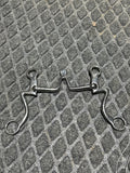 Cathedral port with 7 shanks bit