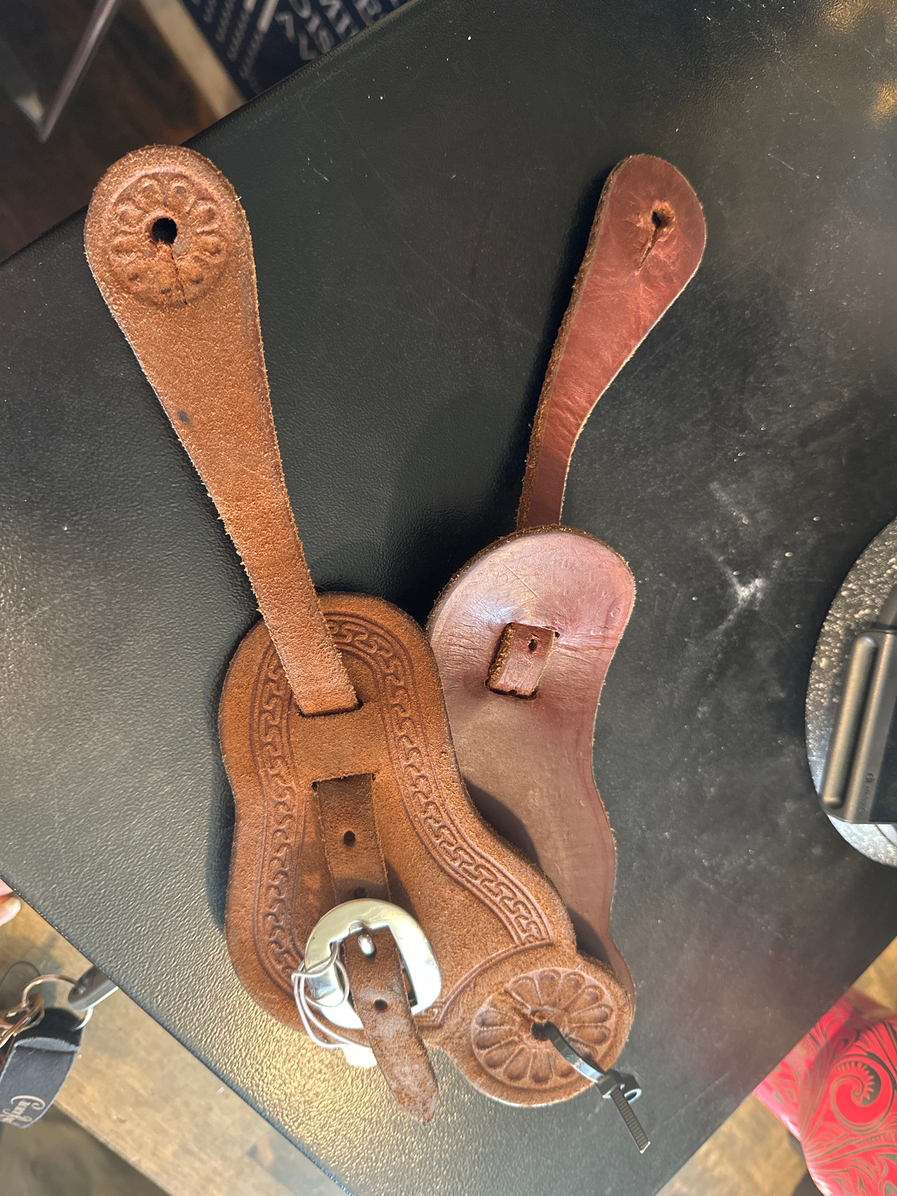 Spur straps buckaroo