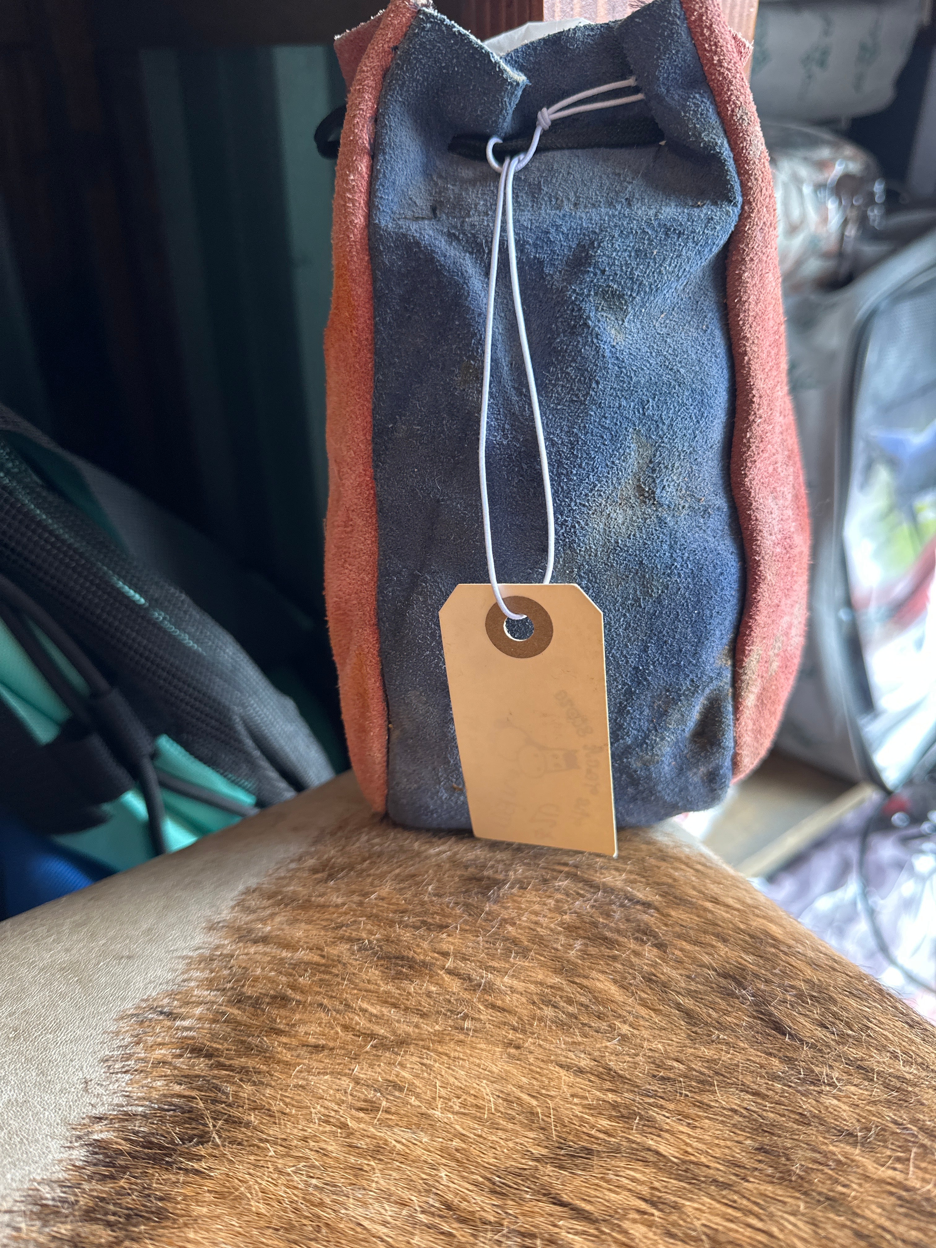 White rosin with bag