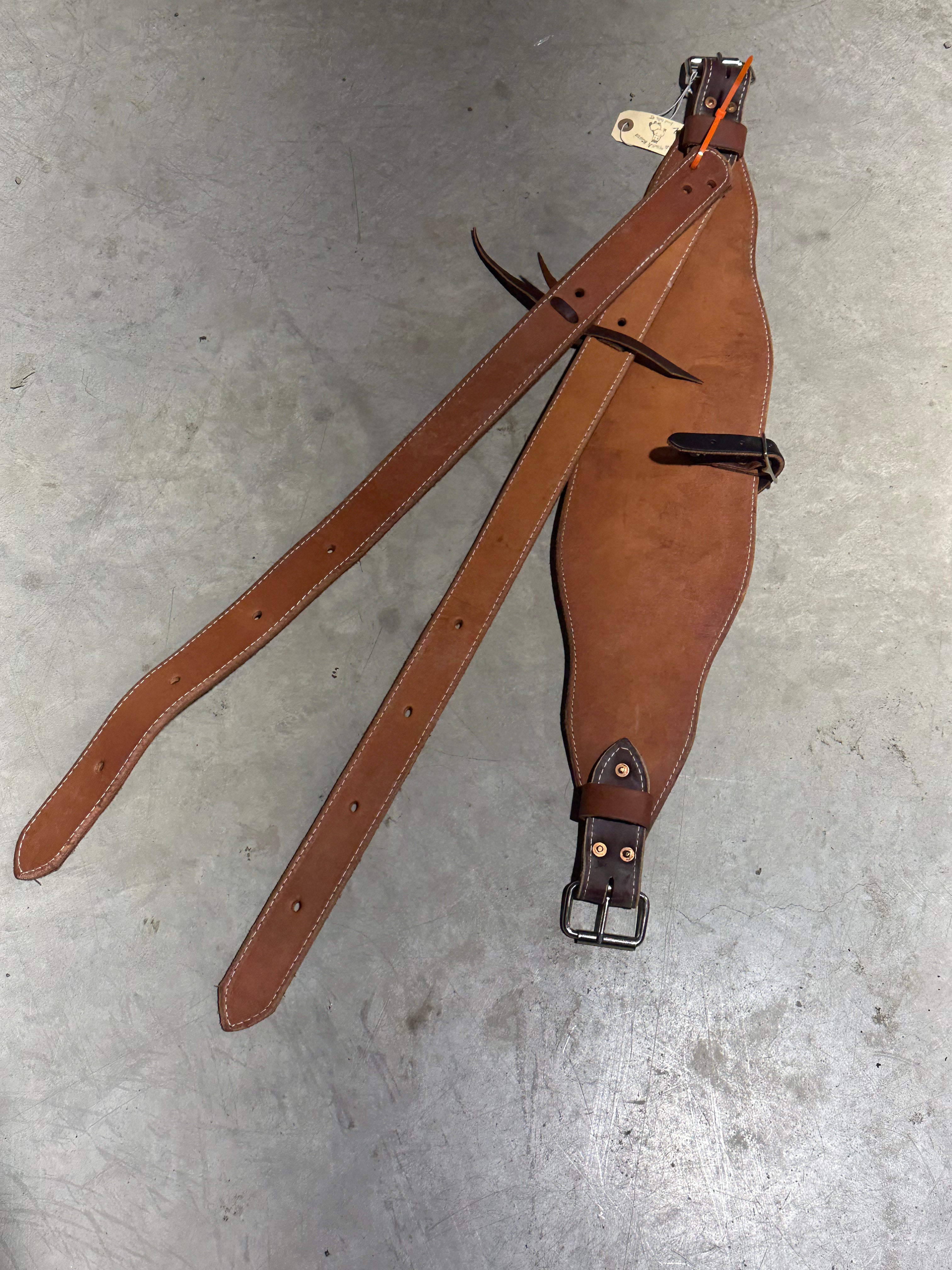Rear cinches