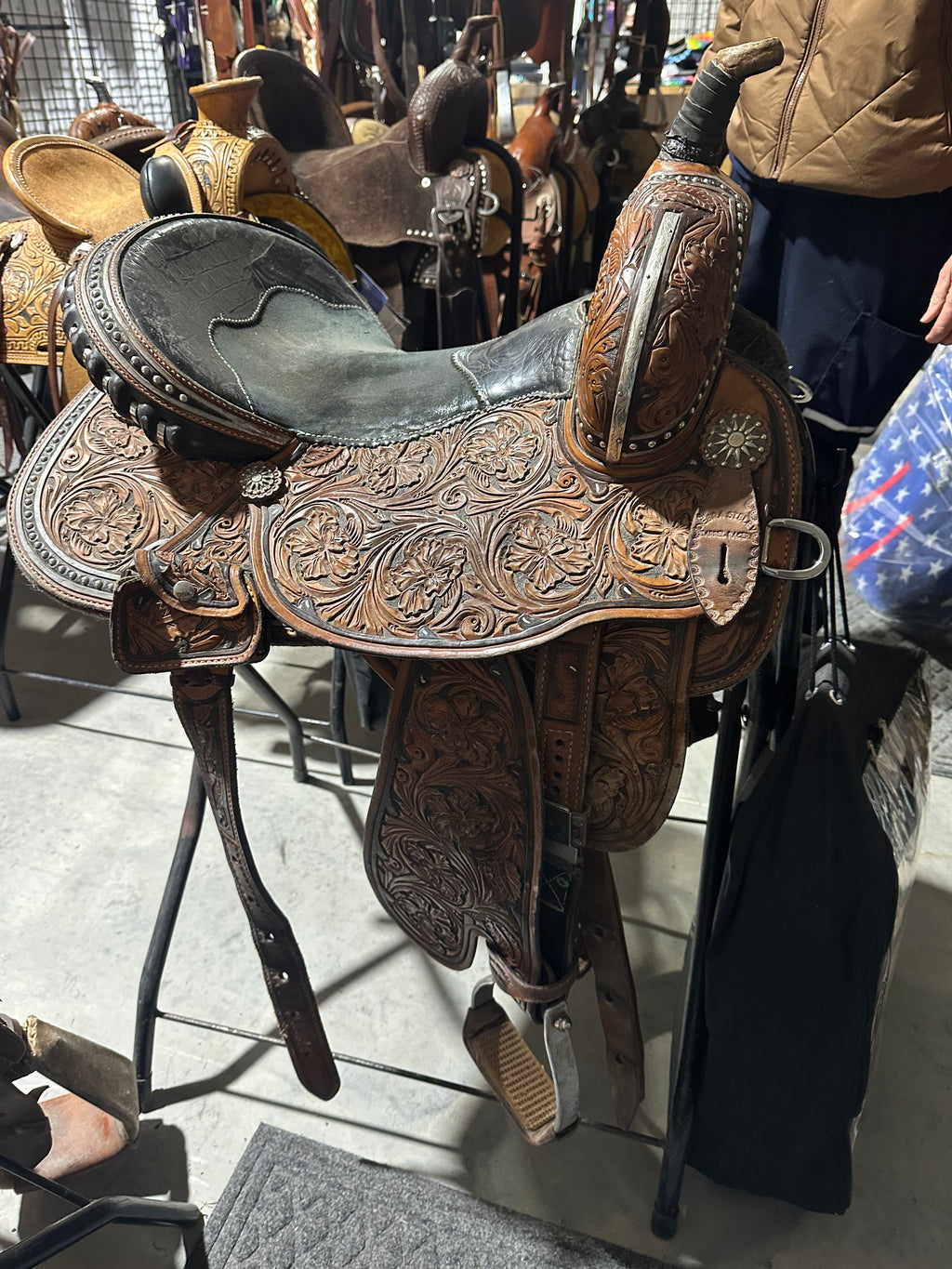 15.5” panther canyon barrel saddle