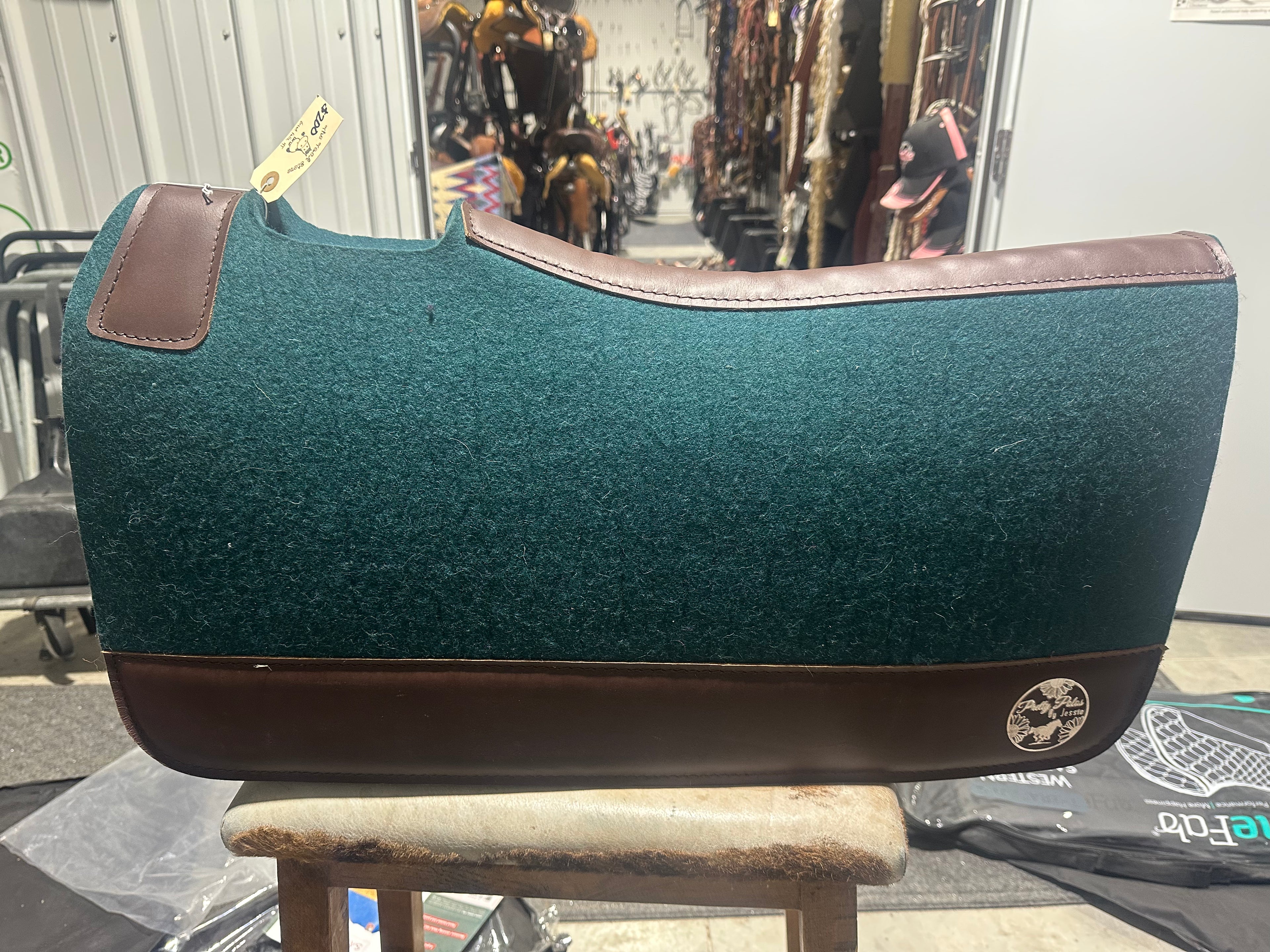 1” pretty polo by Jessie saddle pad hunter green