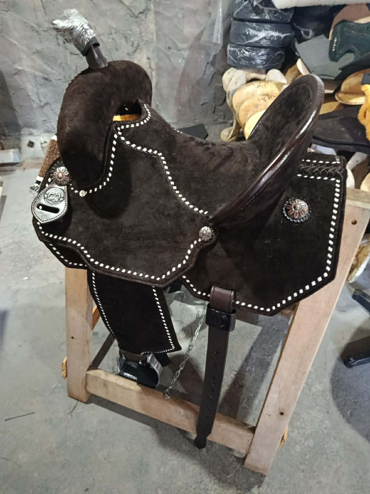 The “Rylee” classic Triple A saddlery hybrid Brazilian made barrel saddle