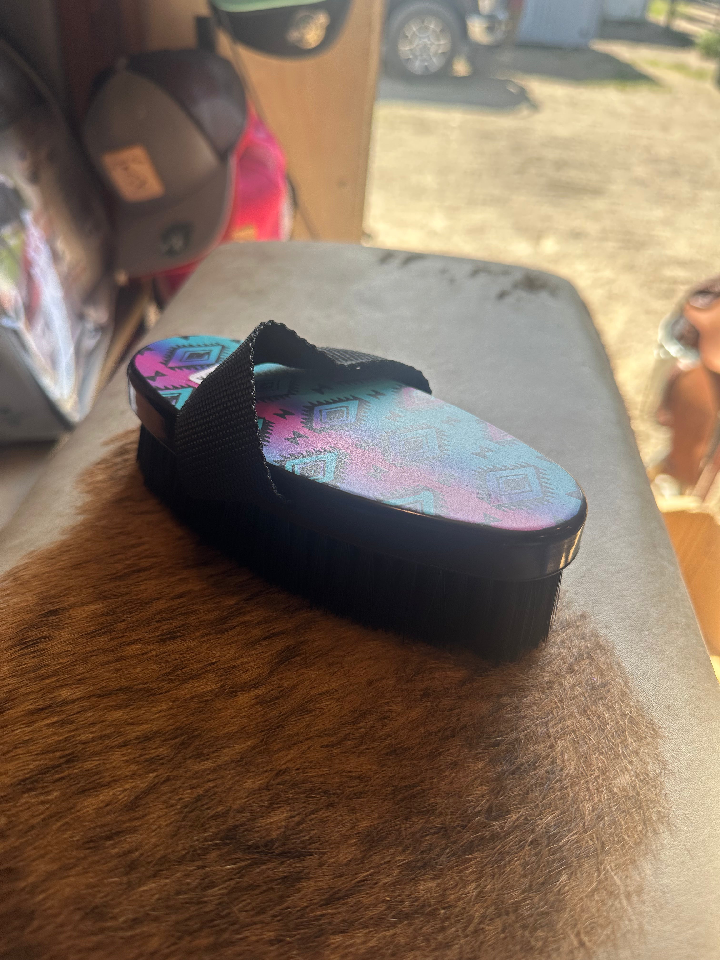 Navajo soft brush