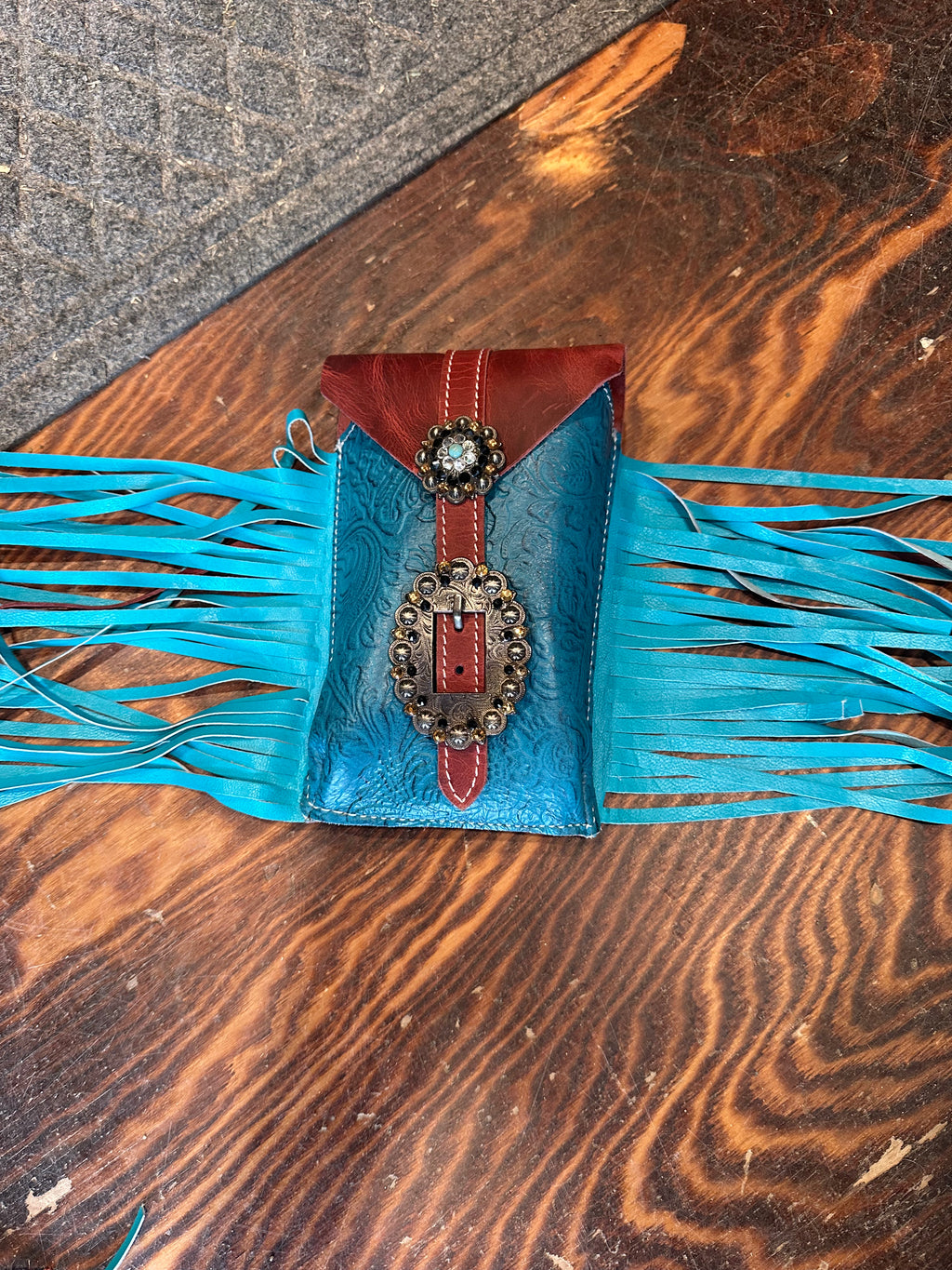 Rear cinch bag