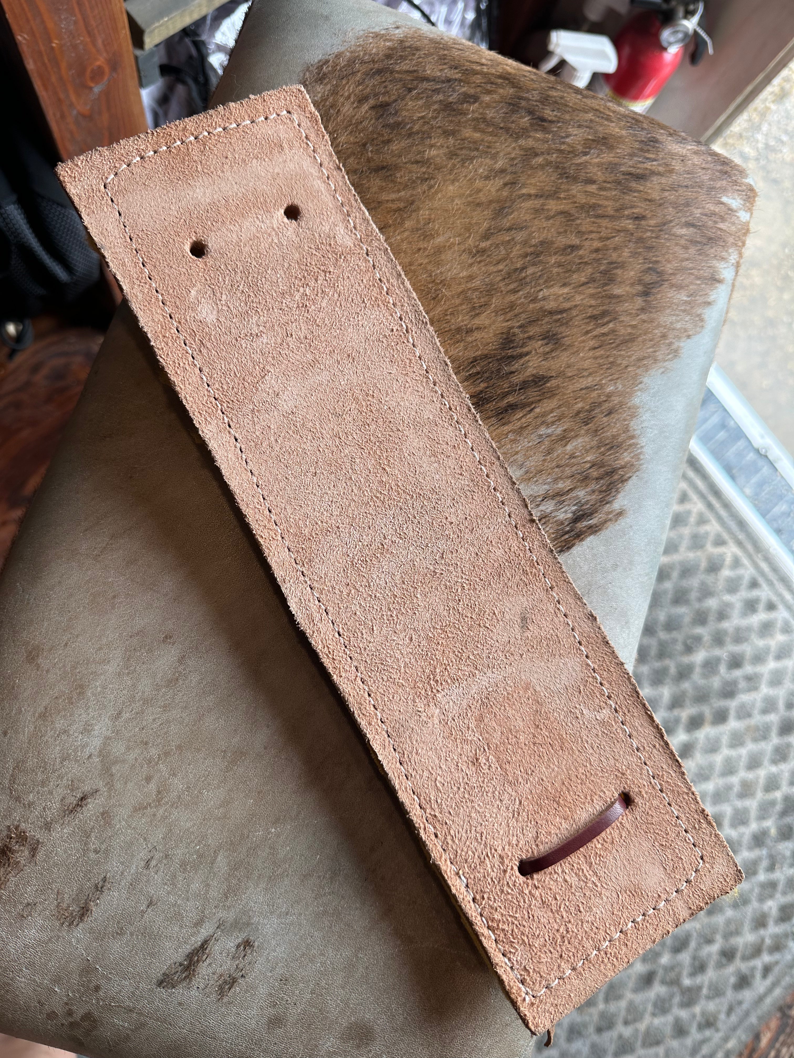 Bull riding hand pad