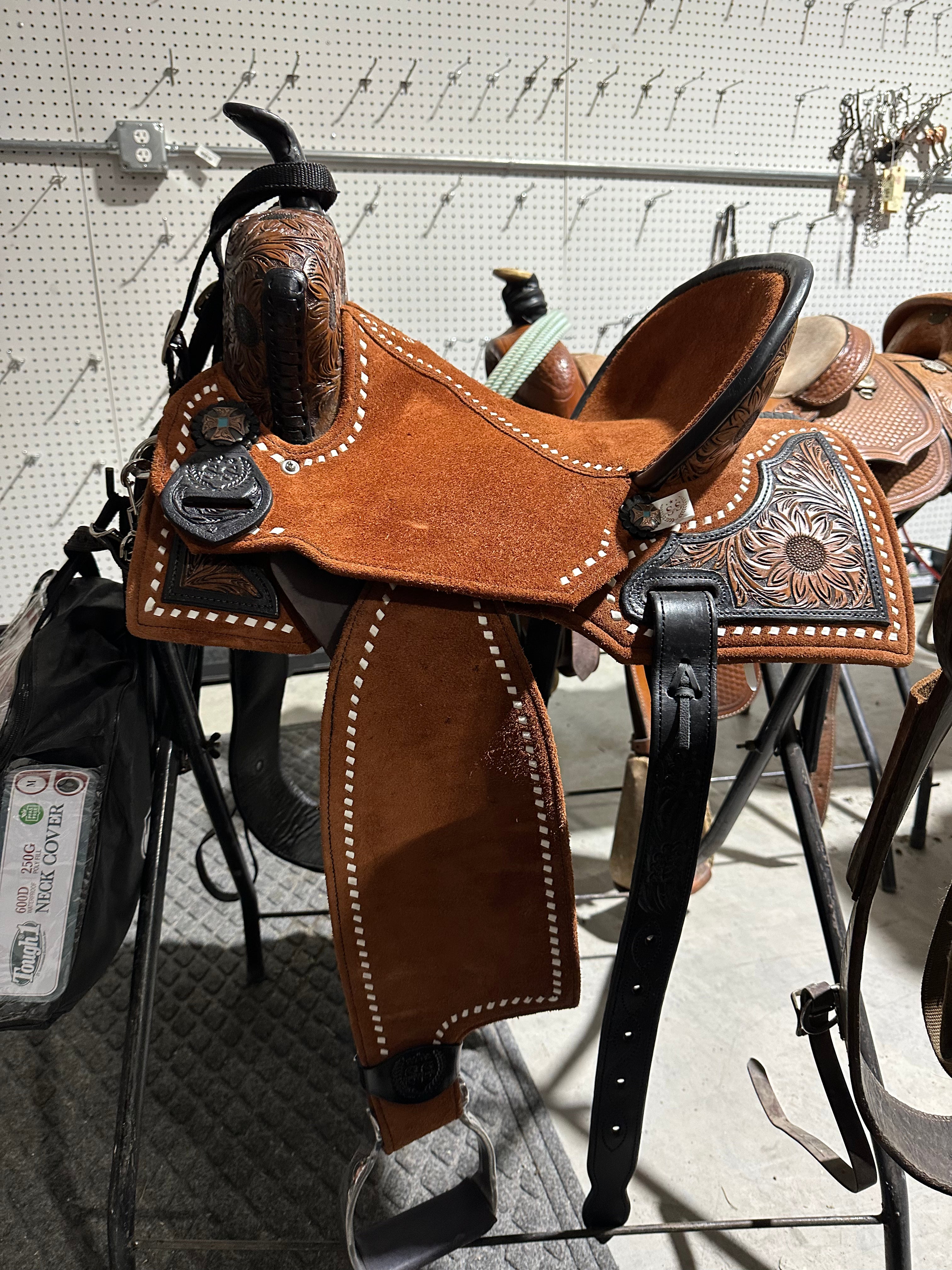 “The Waylon” 14” Silva hybrid light weight barrel saddle (Brazilian made)