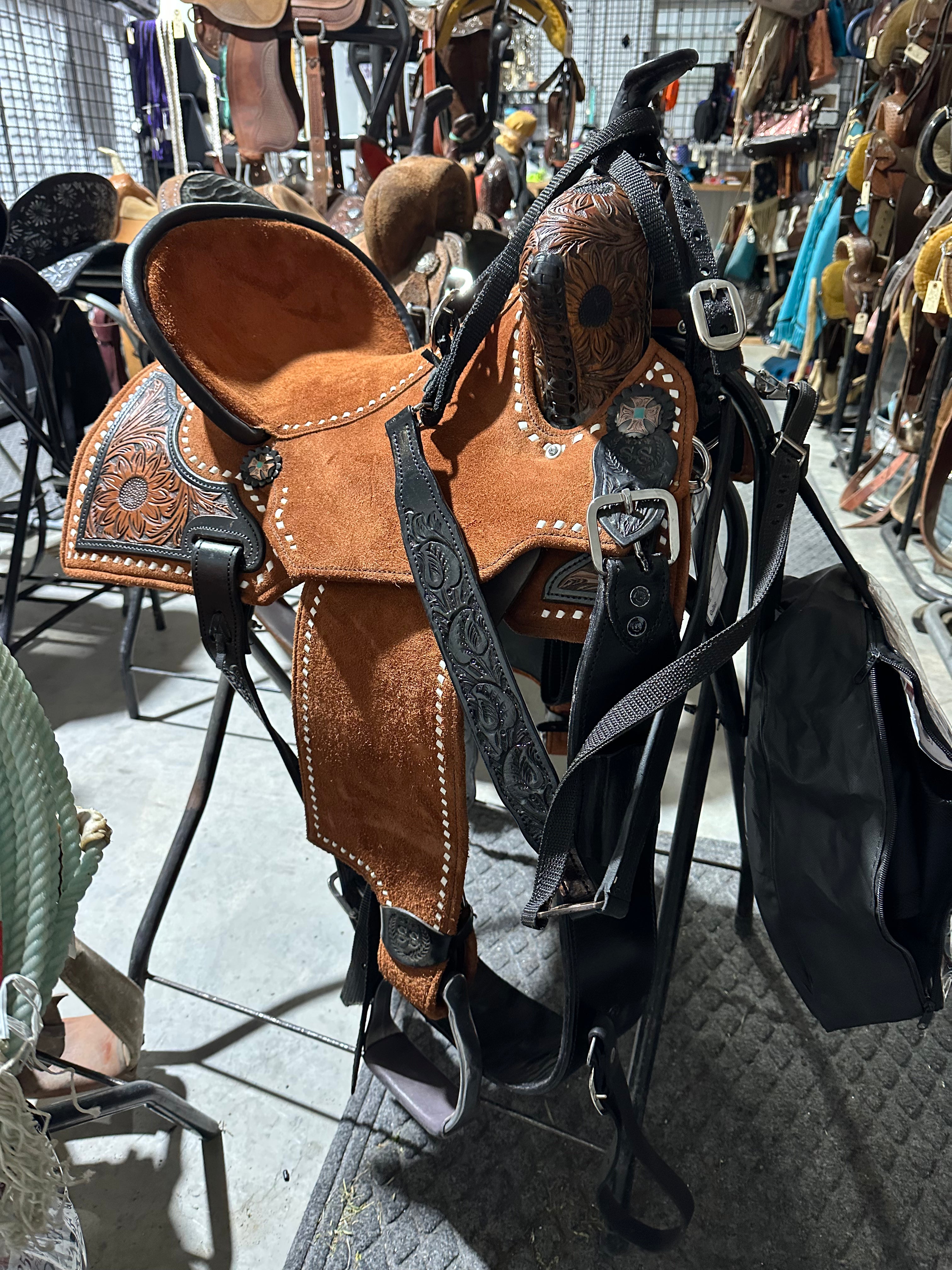 “The Waylon” 14” Silva hybrid light weight barrel saddle (Brazilian made)