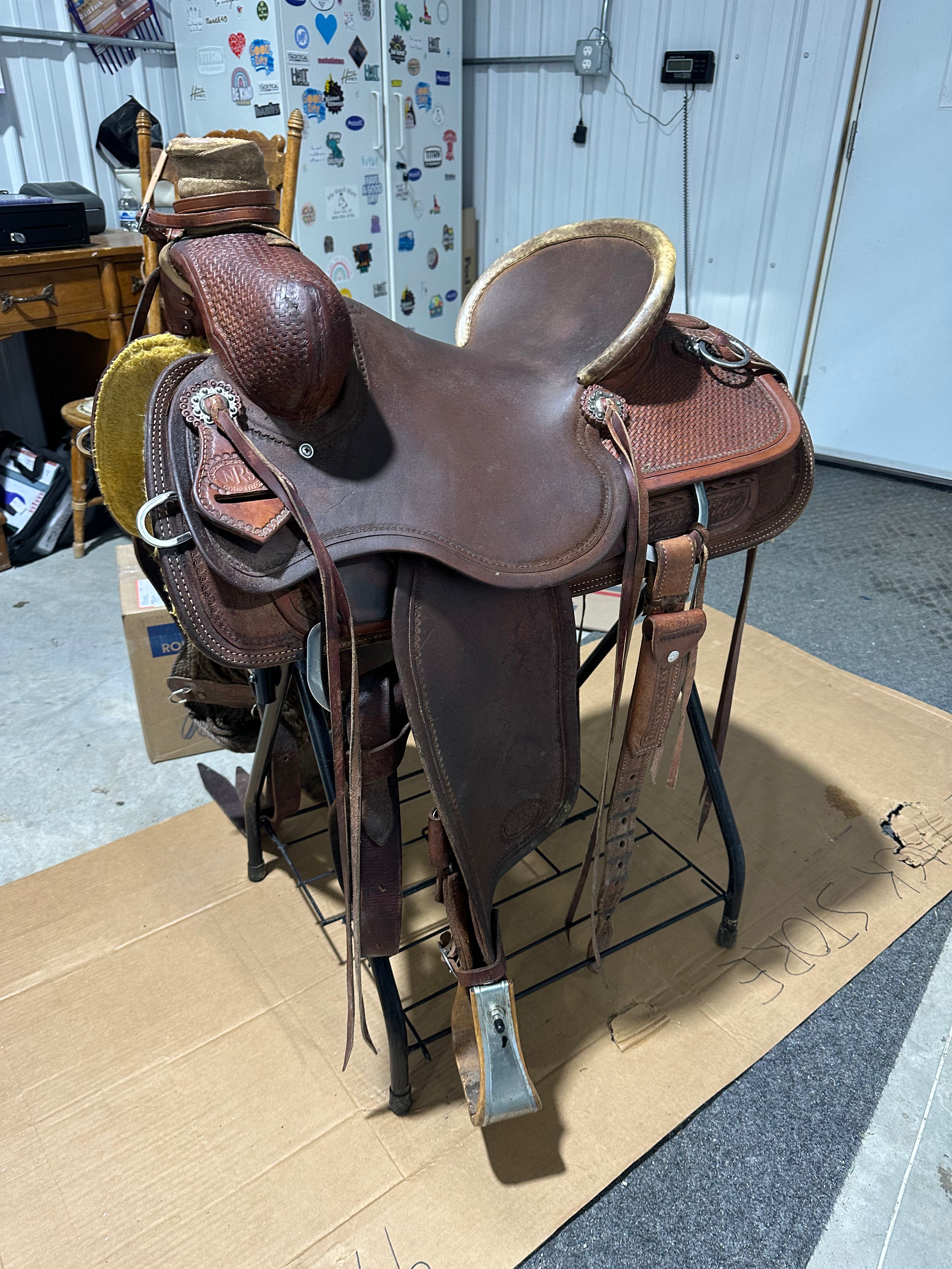 15” NRS ranch roper competitor