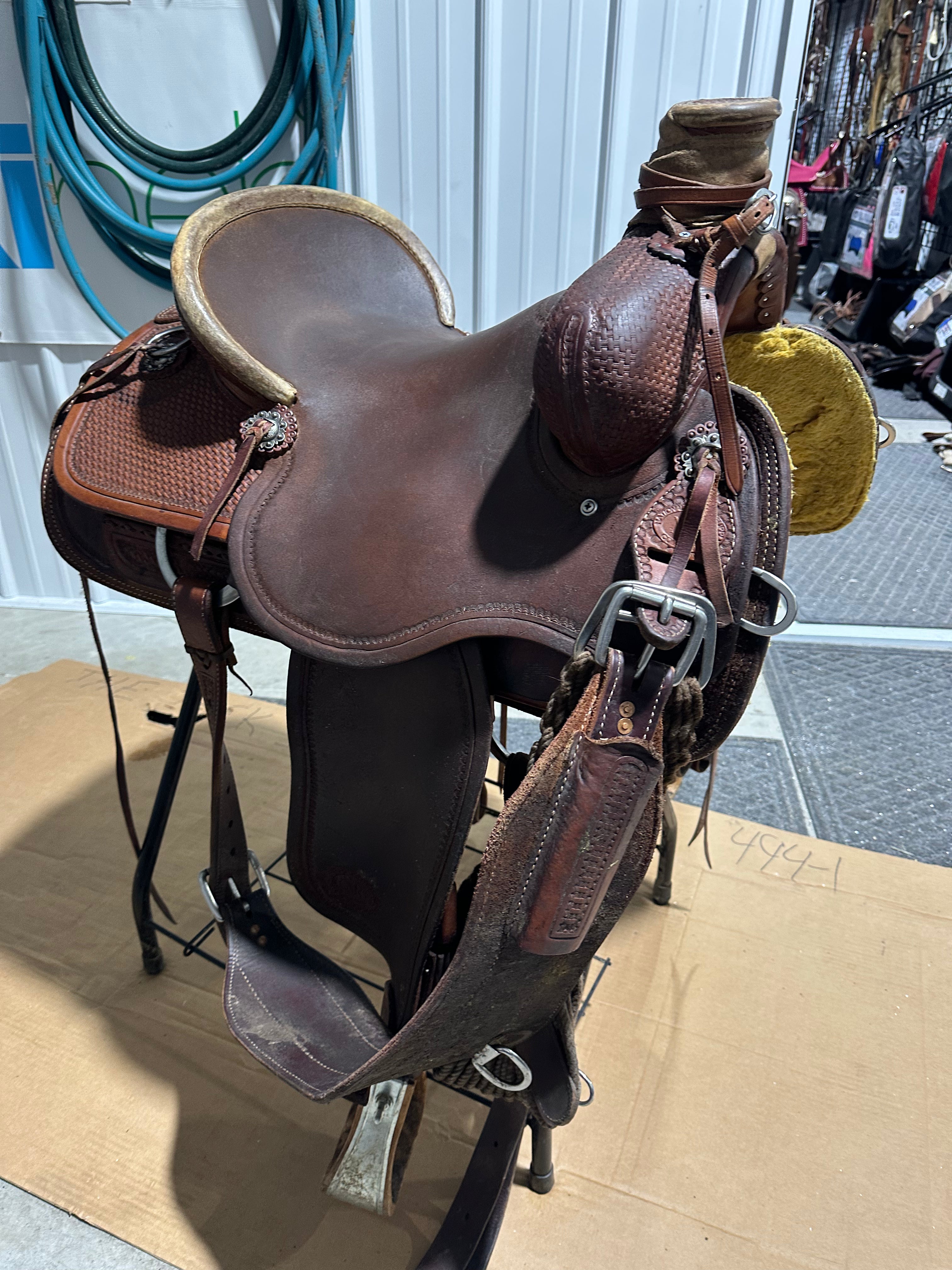 15” NRS ranch roper competitor