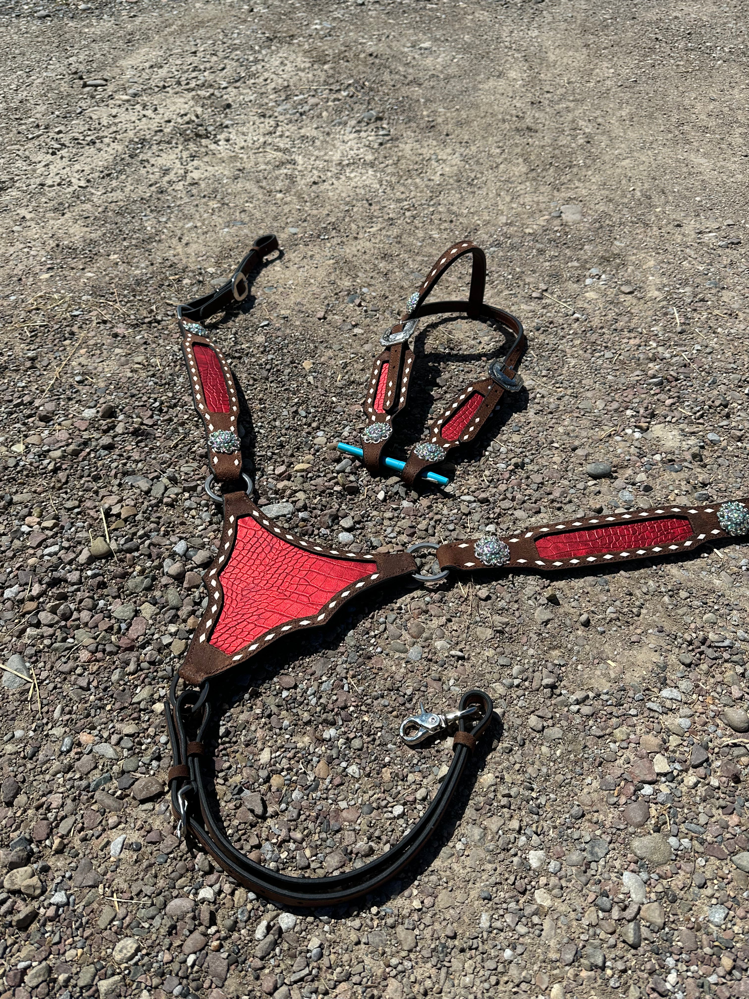 Red gladiator plate headstall & breast collar set