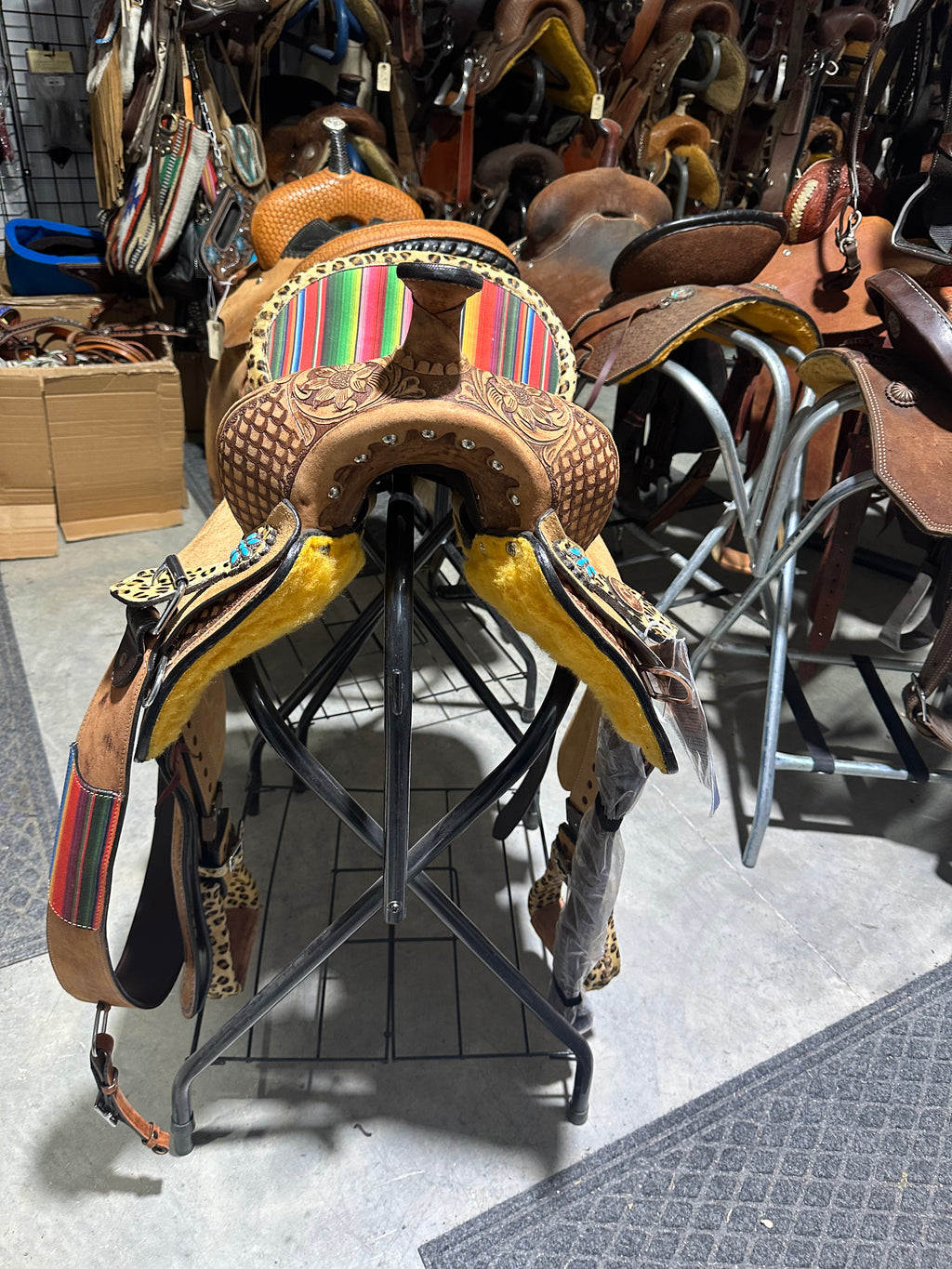15” double t barrel saddle