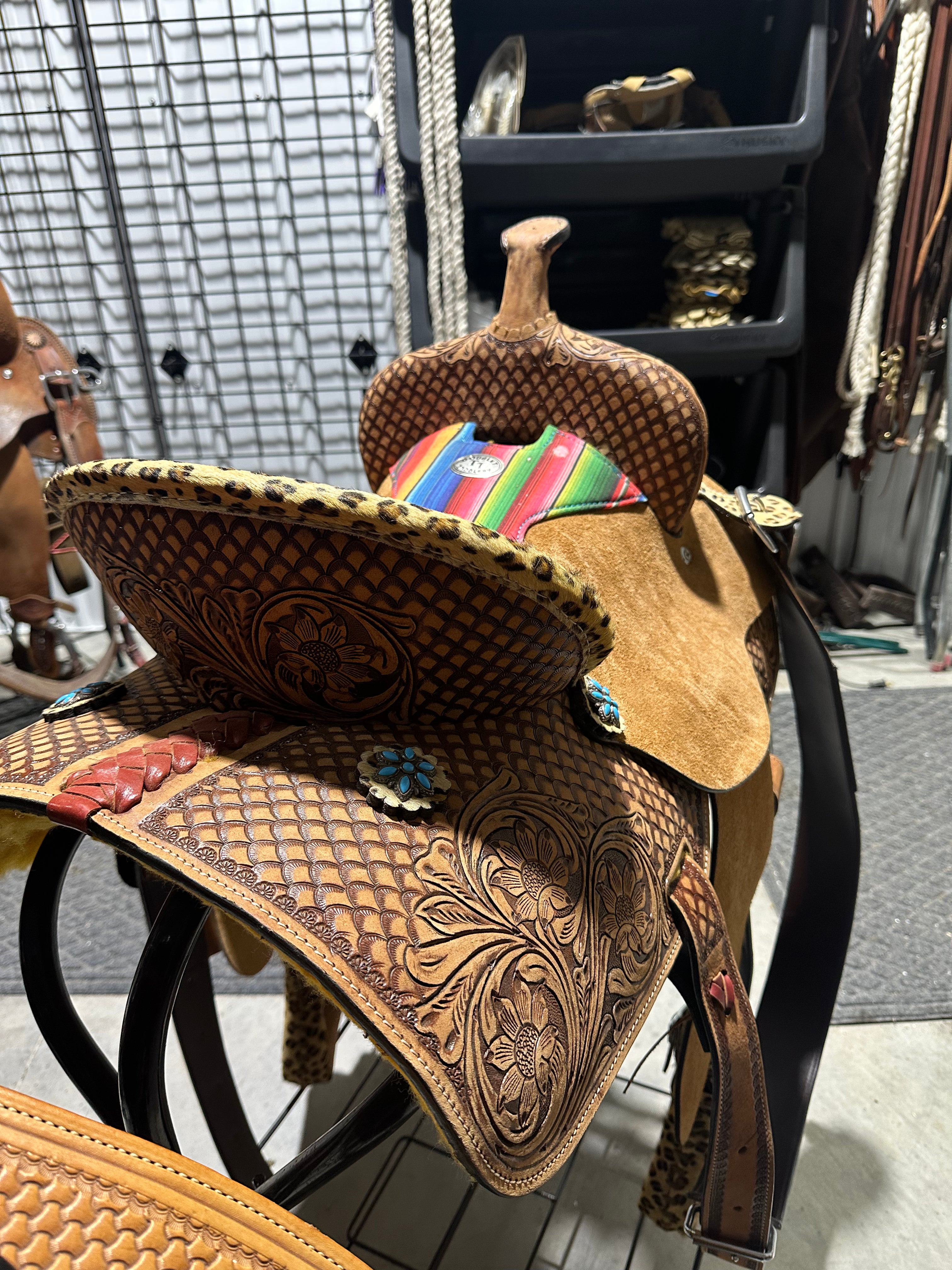 15” double t barrel saddle