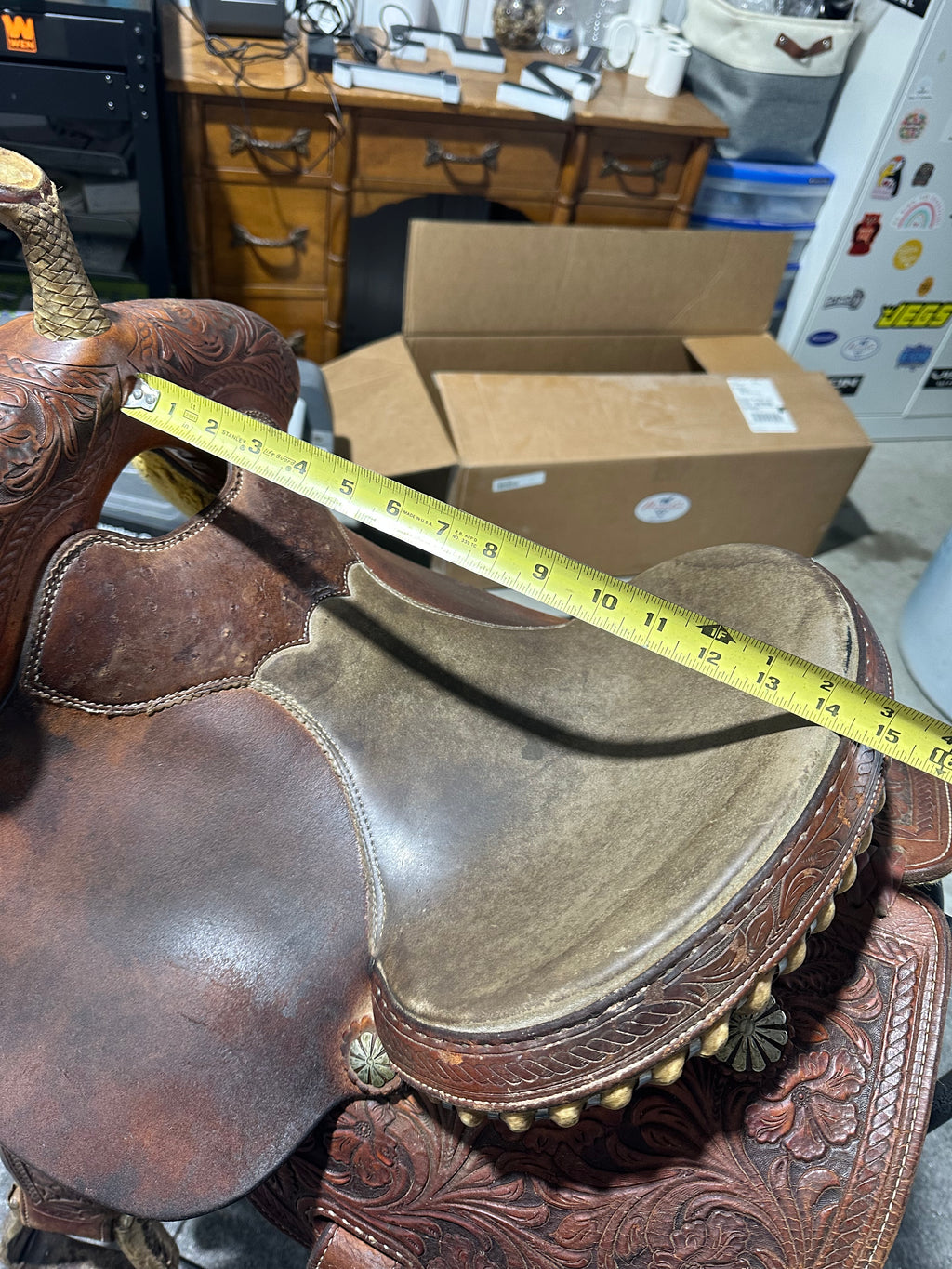 14” Frontier saddlery barrel saddle Canadian made